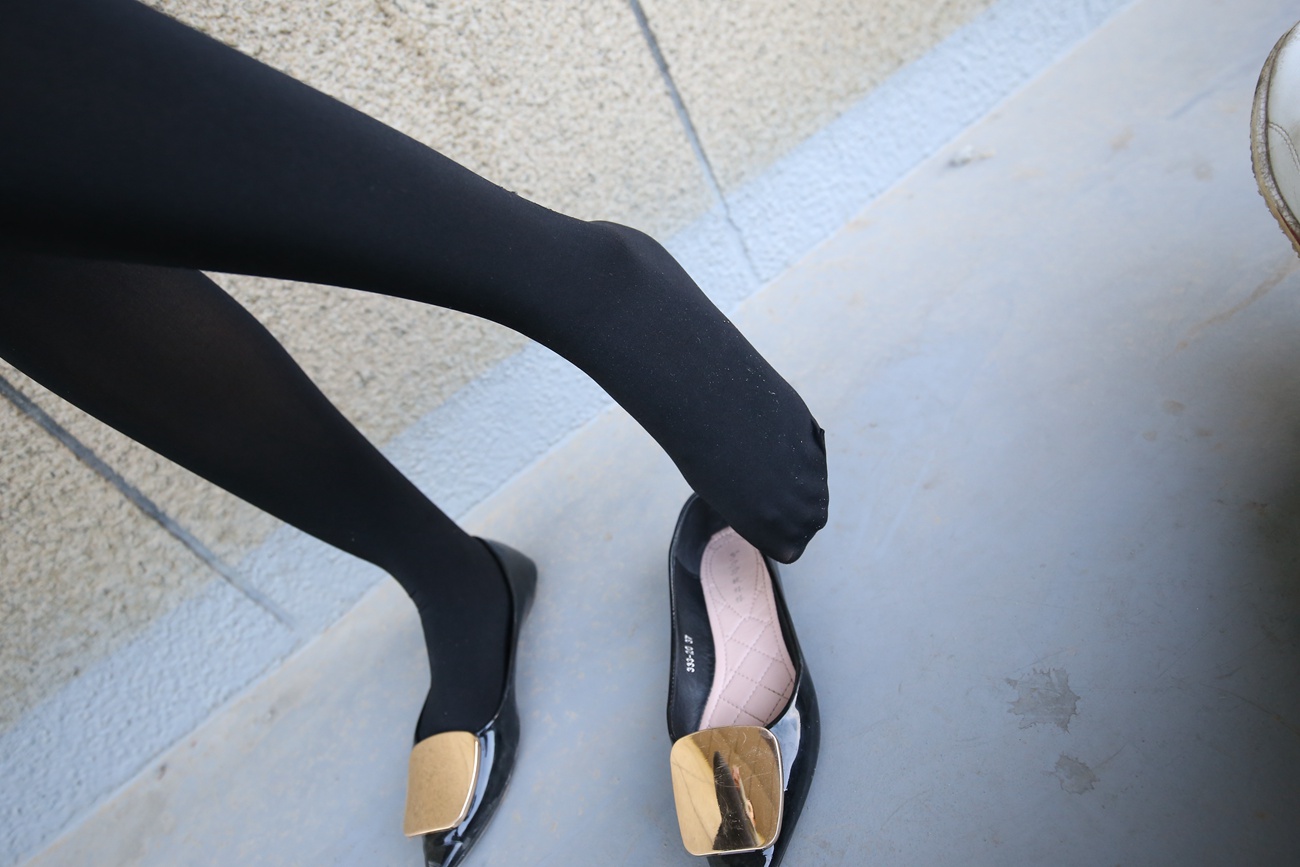 图片[265]-大西瓜爱牙膏-早期作品-Z3-1 裤妹黑袜 [314P] – 速更版-美库