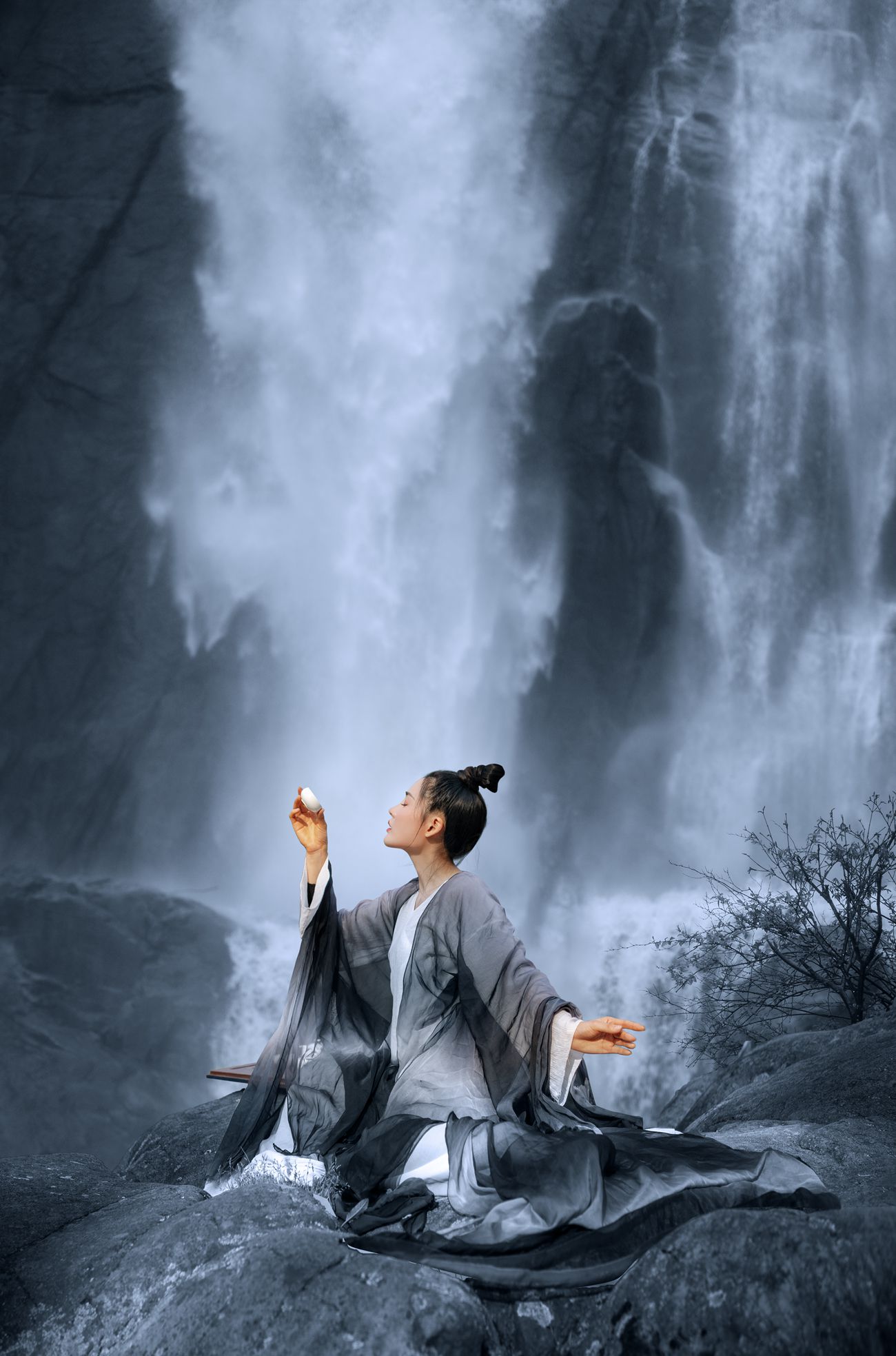 图片[15]-[YITUYU艺图语] 2021.08.06 水清酿酒，墨浅弄云 敏敏 [32P] – 速更版-美库