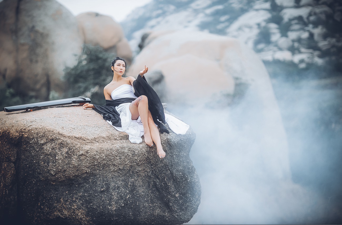 图片[24]-[YITUYU艺图语] 2021.08.11 水墨丹青 田依依 [30P] – 速更版-美库