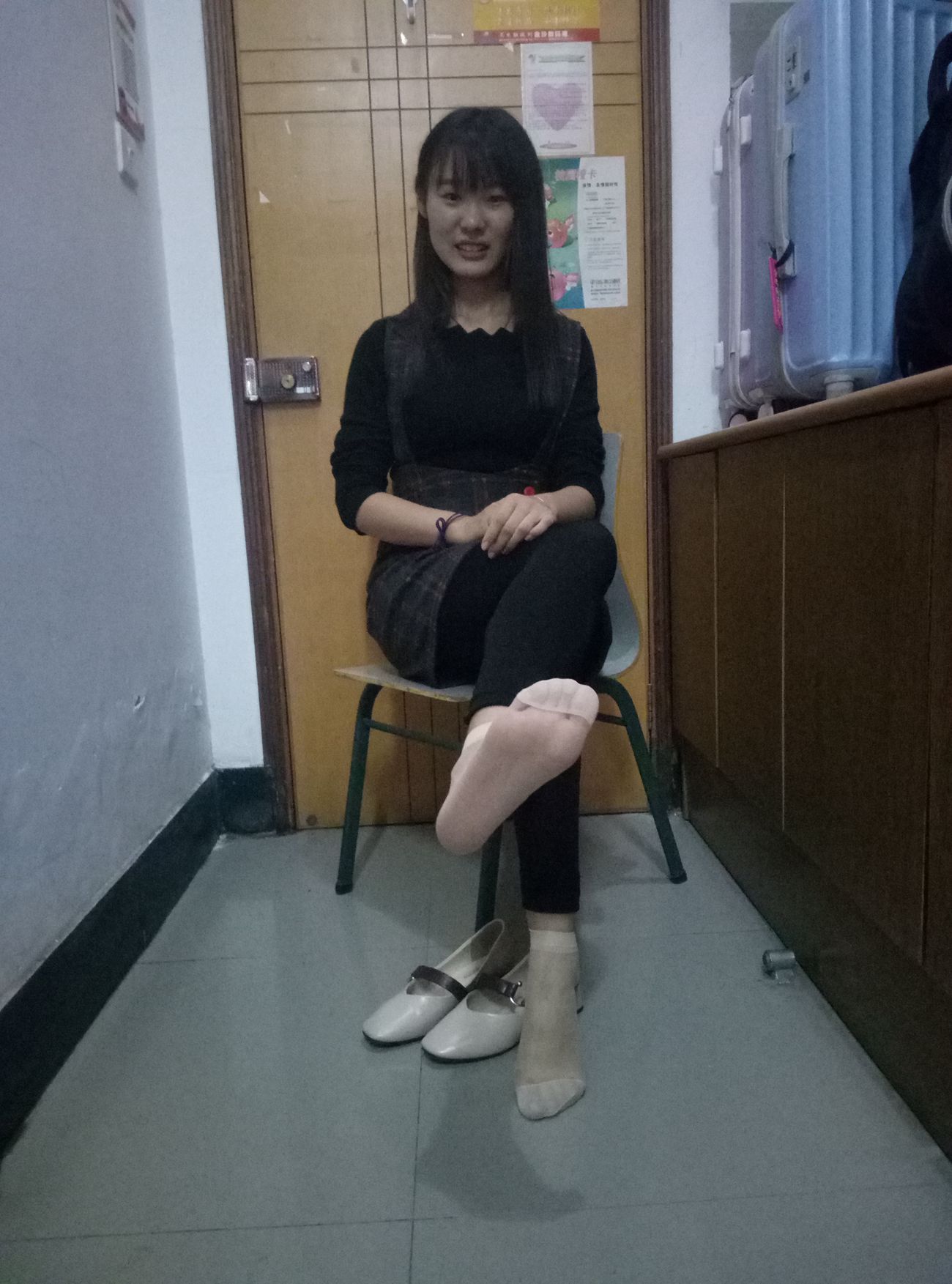 图片[41]-学妹校园寝室短丝系列001期 王丽君[85P] – 速更版-美库