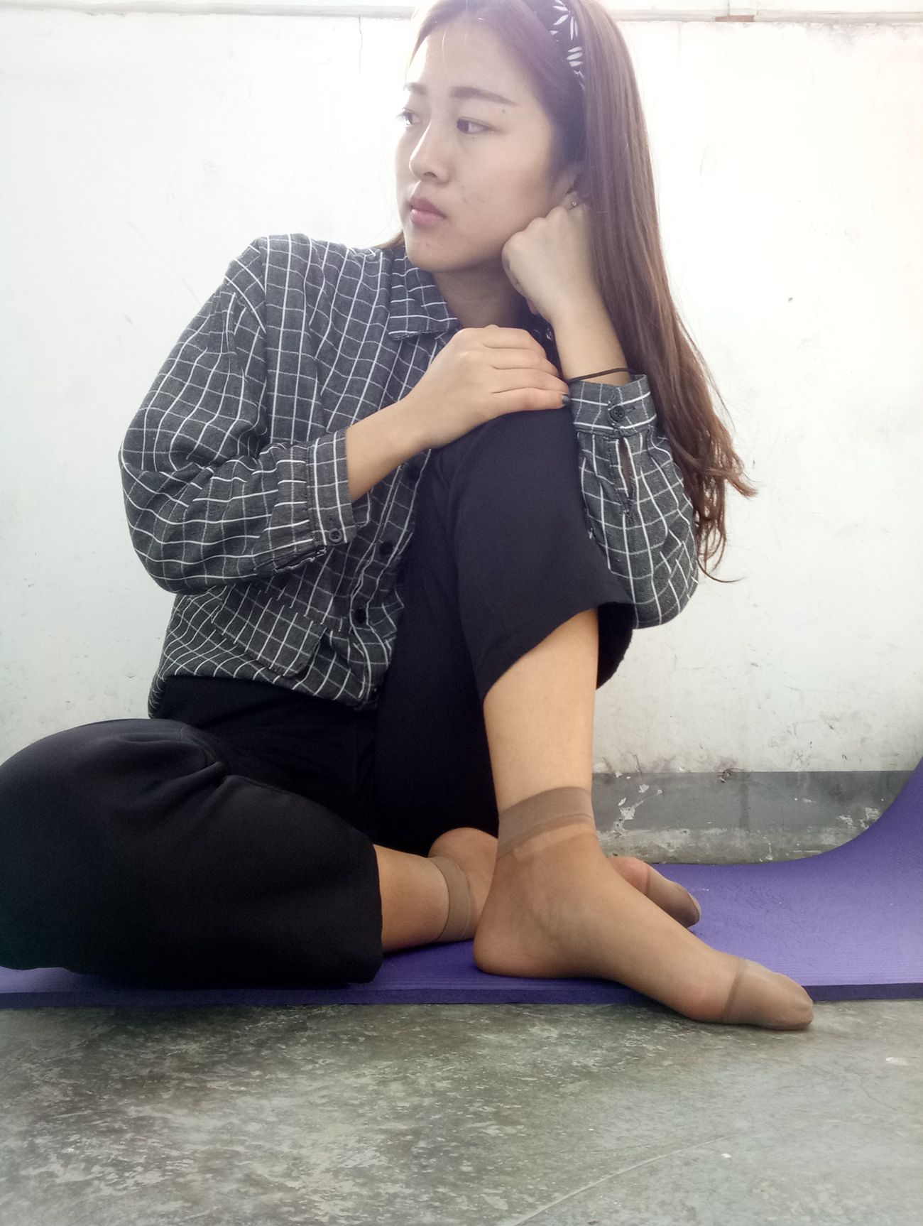 图片[13]-学妹校园寝室短丝系列003期 马聪[57P] – 速更版-美库