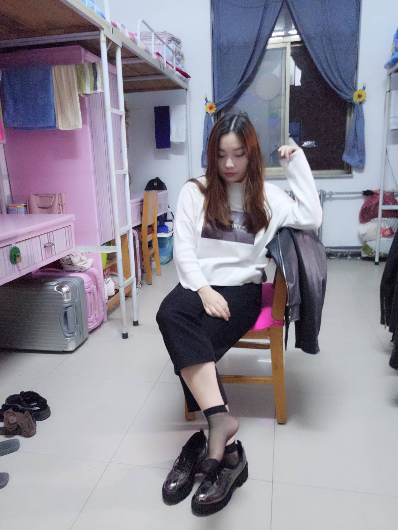 图片[20]-学妹校园寝室短丝系列002期 张梦想[104P] – 速更版-美库