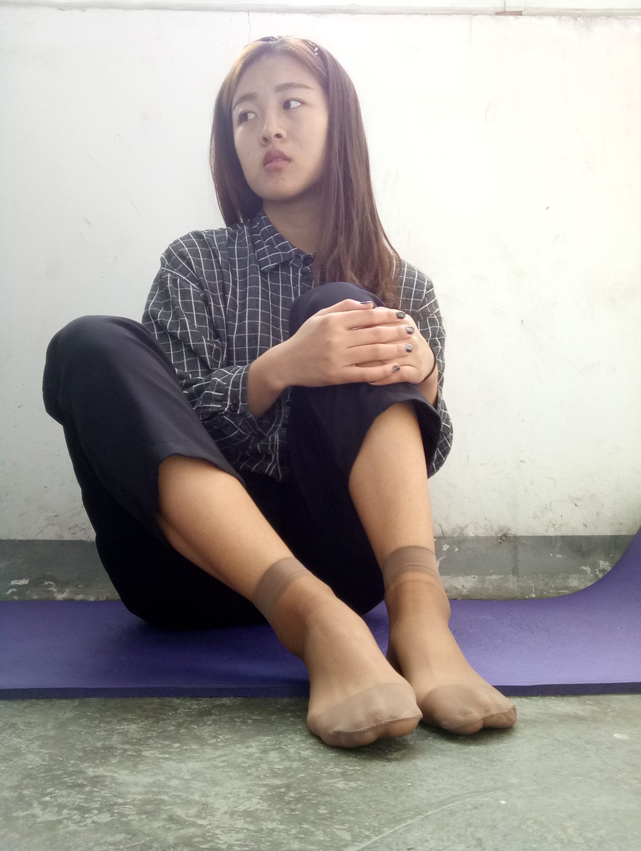 图片[16]-学妹校园寝室短丝系列003期 马聪[57P] – 速更版-美库