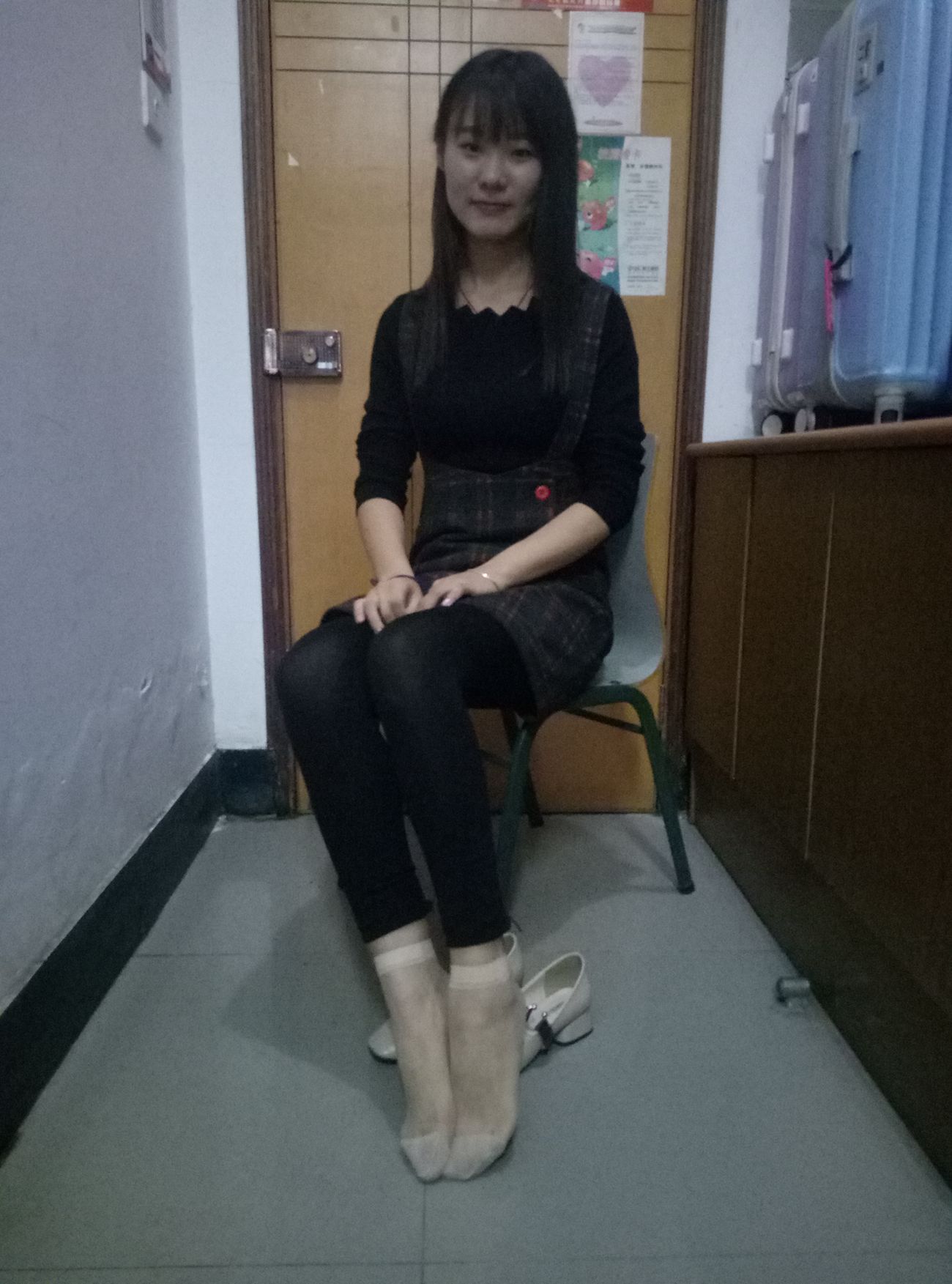 图片[47]-学妹校园寝室短丝系列001期 王丽君[85P] – 速更版-美库