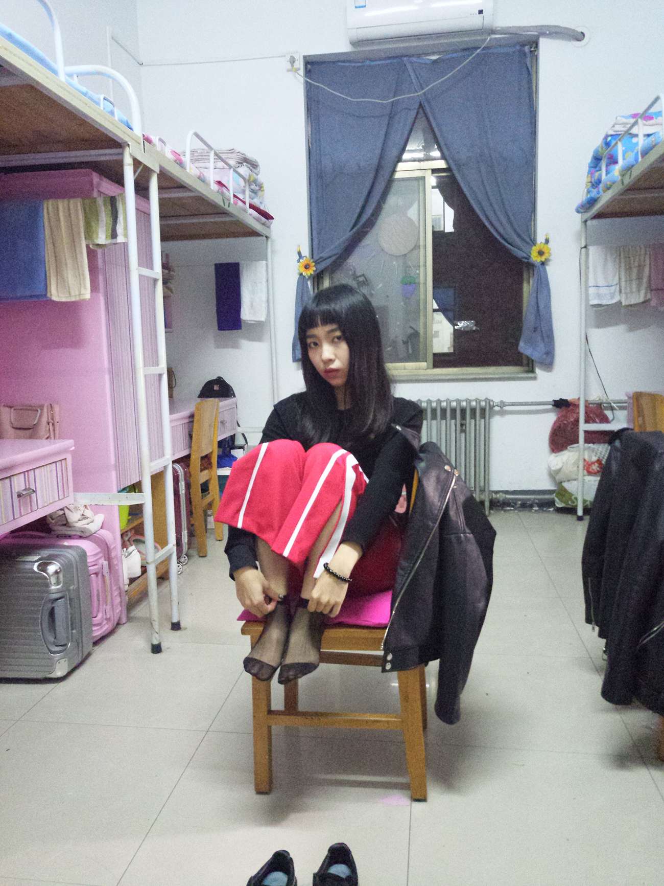 图片[33]-学妹校园寝室短丝系列002期 张梦想[104P] – 速更版-美库