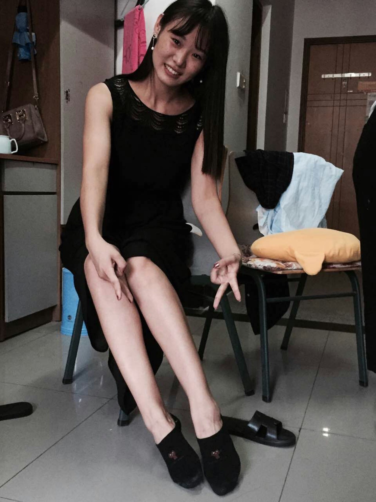 图片[54]-学妹校园寝室短丝系列001期 王丽君[85P] – 速更版-美库