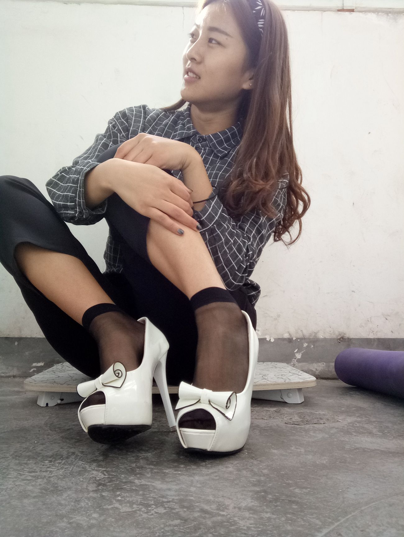 图片[25]-学妹校园寝室短丝系列003期 马聪[57P] – 速更版-美库