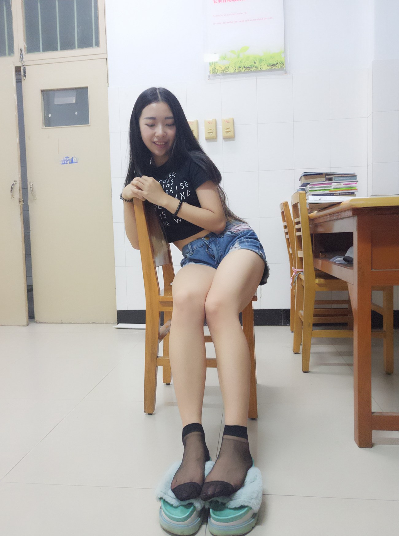 图片[39]-学妹校园寝室短丝系列002期 张梦想[104P] – 速更版-美库