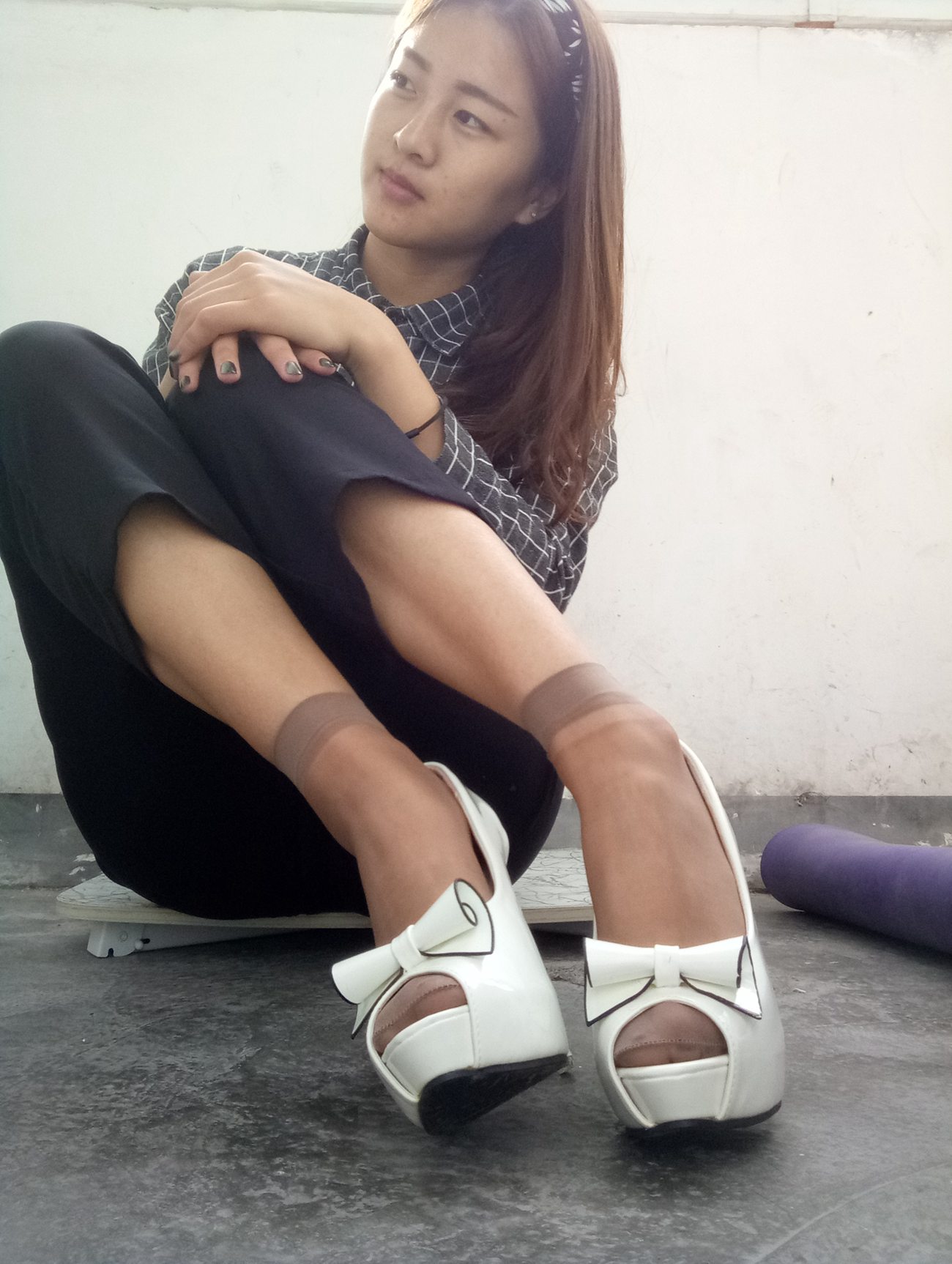 图片[27]-学妹校园寝室短丝系列003期 马聪[57P] – 速更版-美库