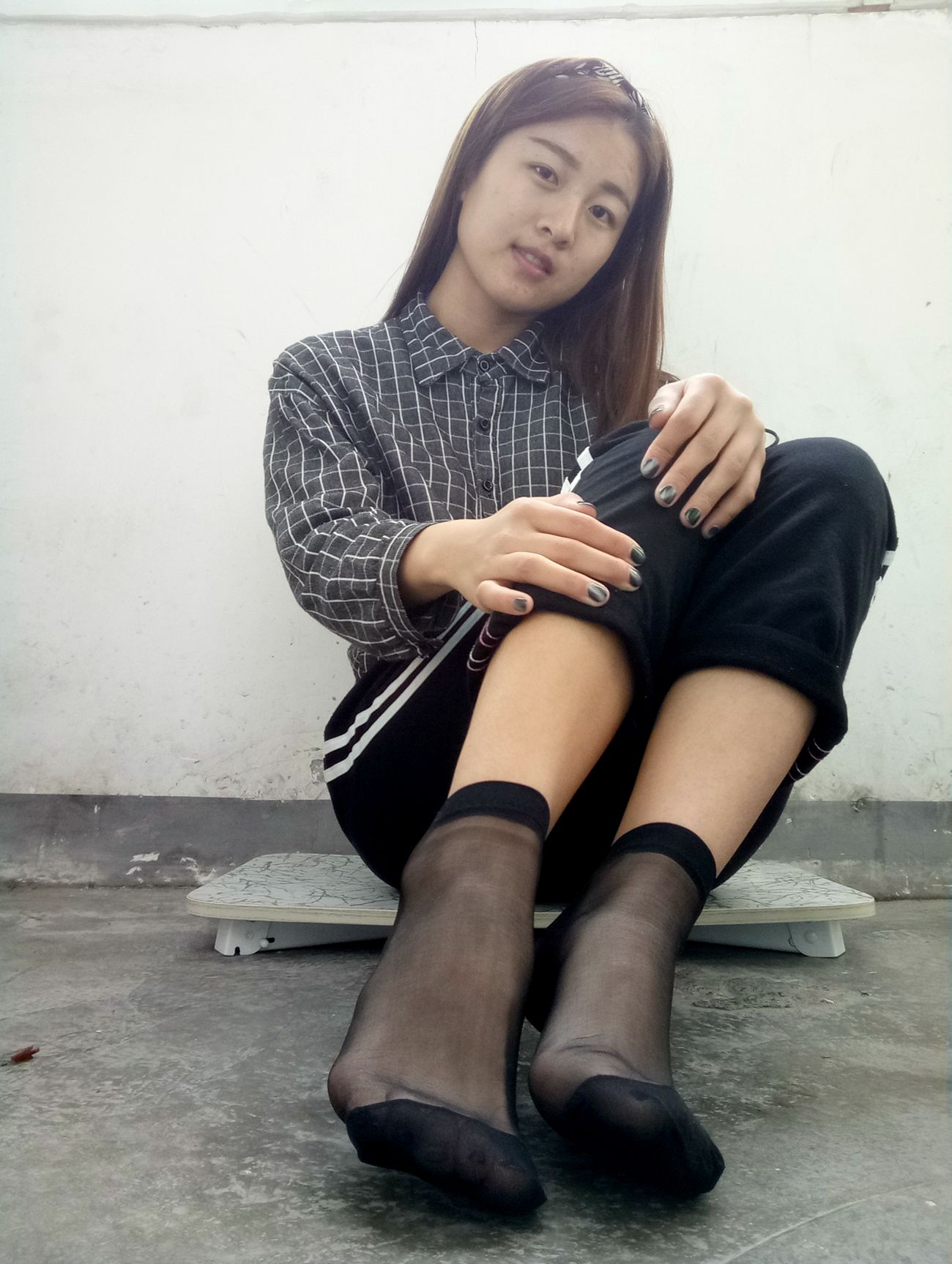 图片[32]-学妹校园寝室短丝系列003期 马聪[57P] – 速更版-美库