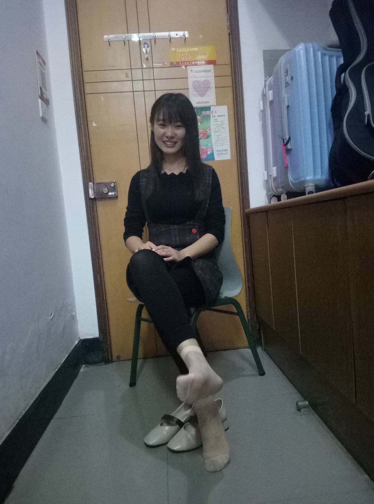 图片[81]-学妹校园寝室短丝系列001期 王丽君[85P] – 速更版-美库