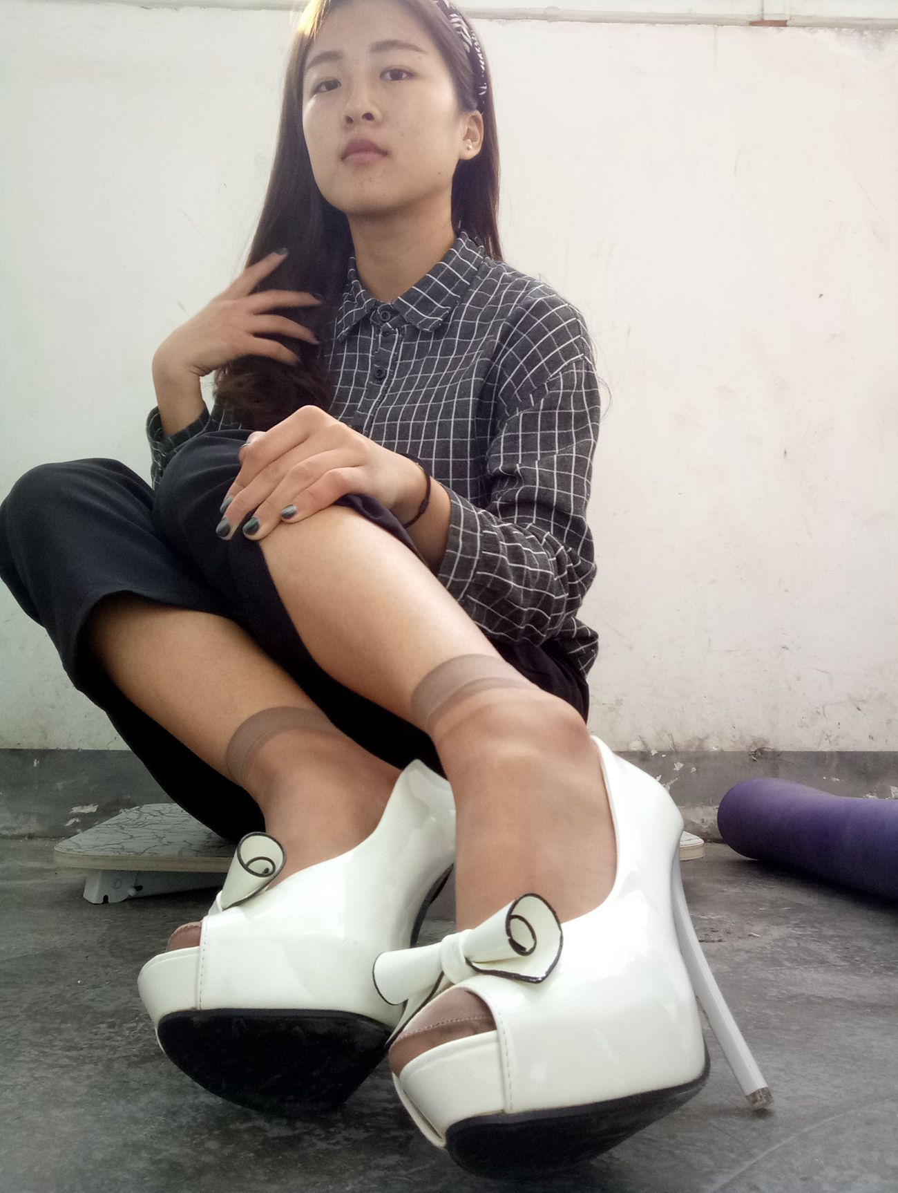 图片[40]-学妹校园寝室短丝系列003期 马聪[57P] – 速更版-美库