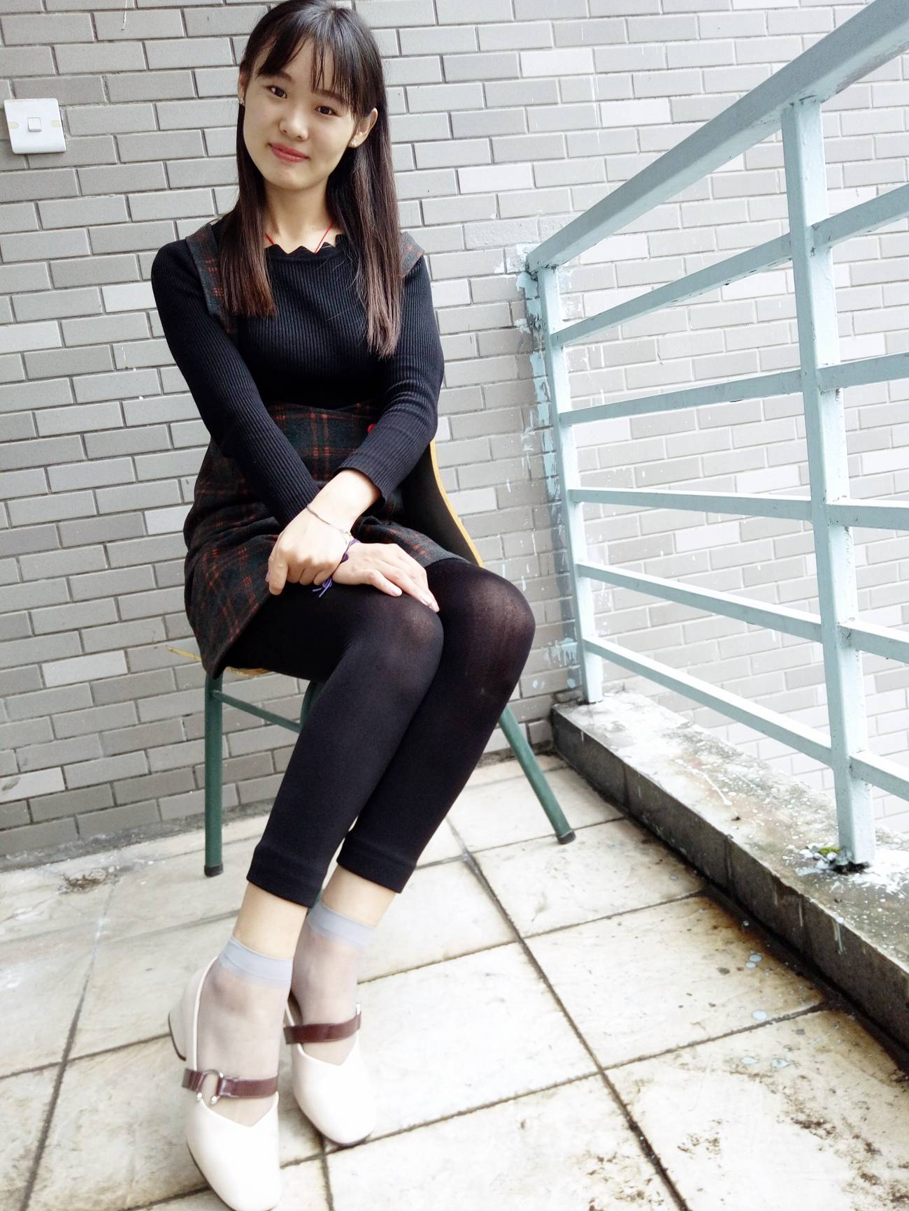 图片[83]-学妹校园寝室短丝系列001期 王丽君[85P] – 速更版-美库