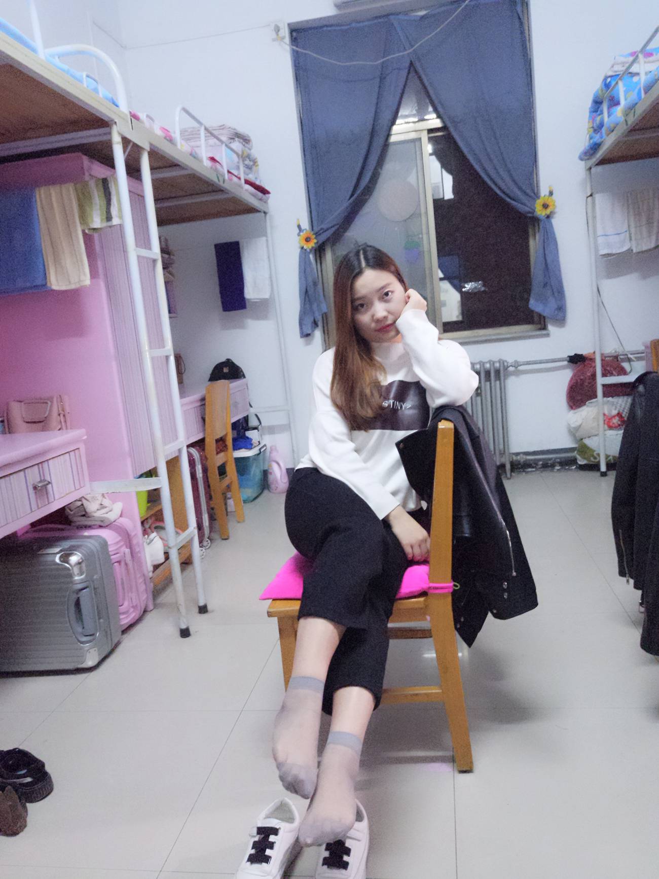 图片[82]-学妹校园寝室短丝系列002期 张梦想[104P] – 速更版-美库