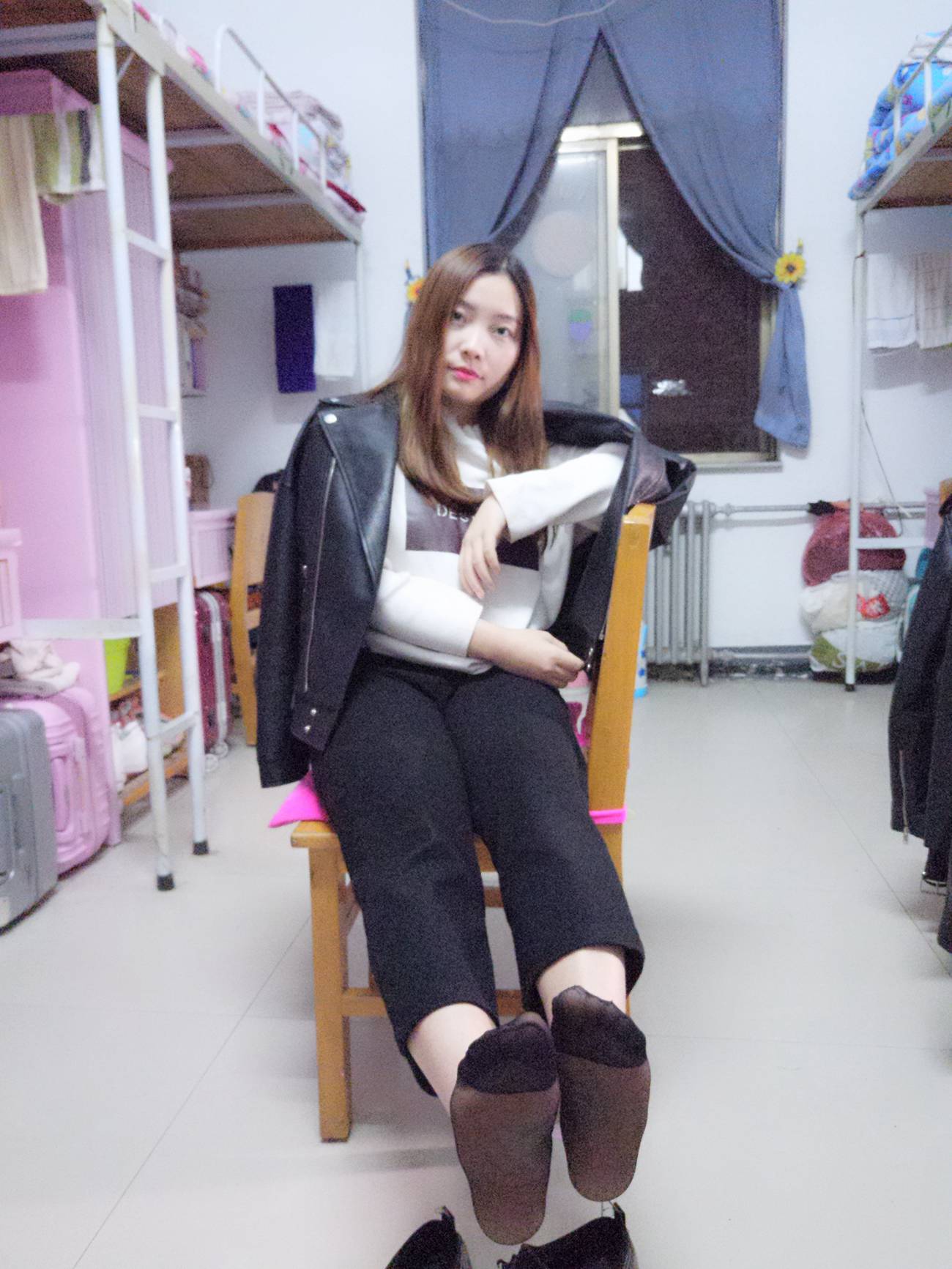 图片[96]-学妹校园寝室短丝系列002期 张梦想[104P] – 速更版-美库