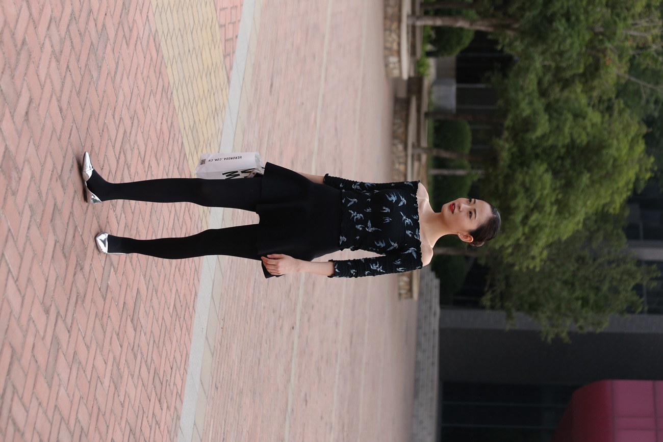 图片[11]-大西瓜爱牙膏-早期作品-Z3-5 空姐黑袜 (1)[131P] – 速更版-美库