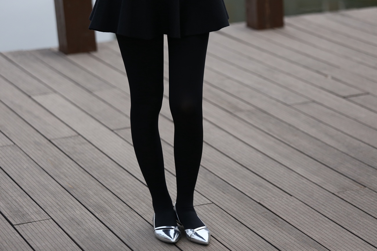 图片[79]-大西瓜爱牙膏-早期作品-Z3-5 空姐黑袜 (1)[131P] – 速更版-美库