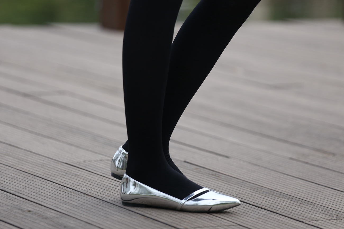 图片[82]-大西瓜爱牙膏-早期作品-Z3-5 空姐黑袜 (1)[131P] – 速更版-美库