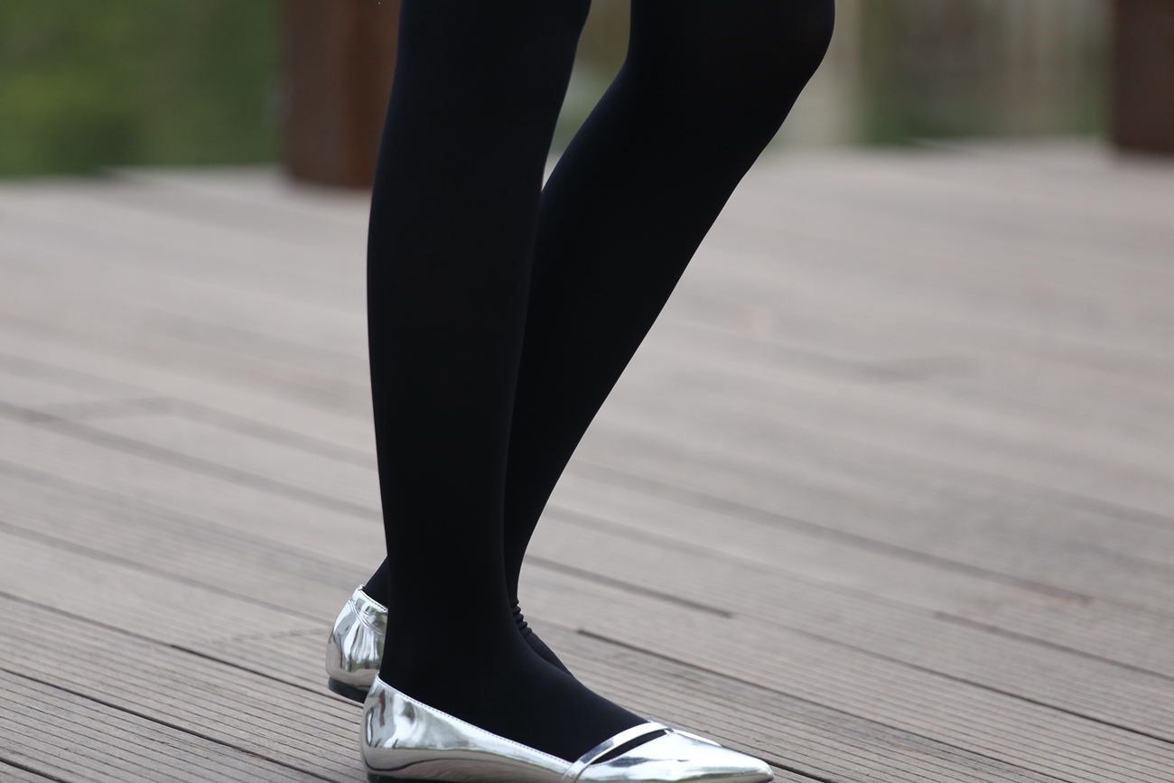 图片[83]-大西瓜爱牙膏-早期作品-Z3-5 空姐黑袜 (1)[131P] – 速更版-美库