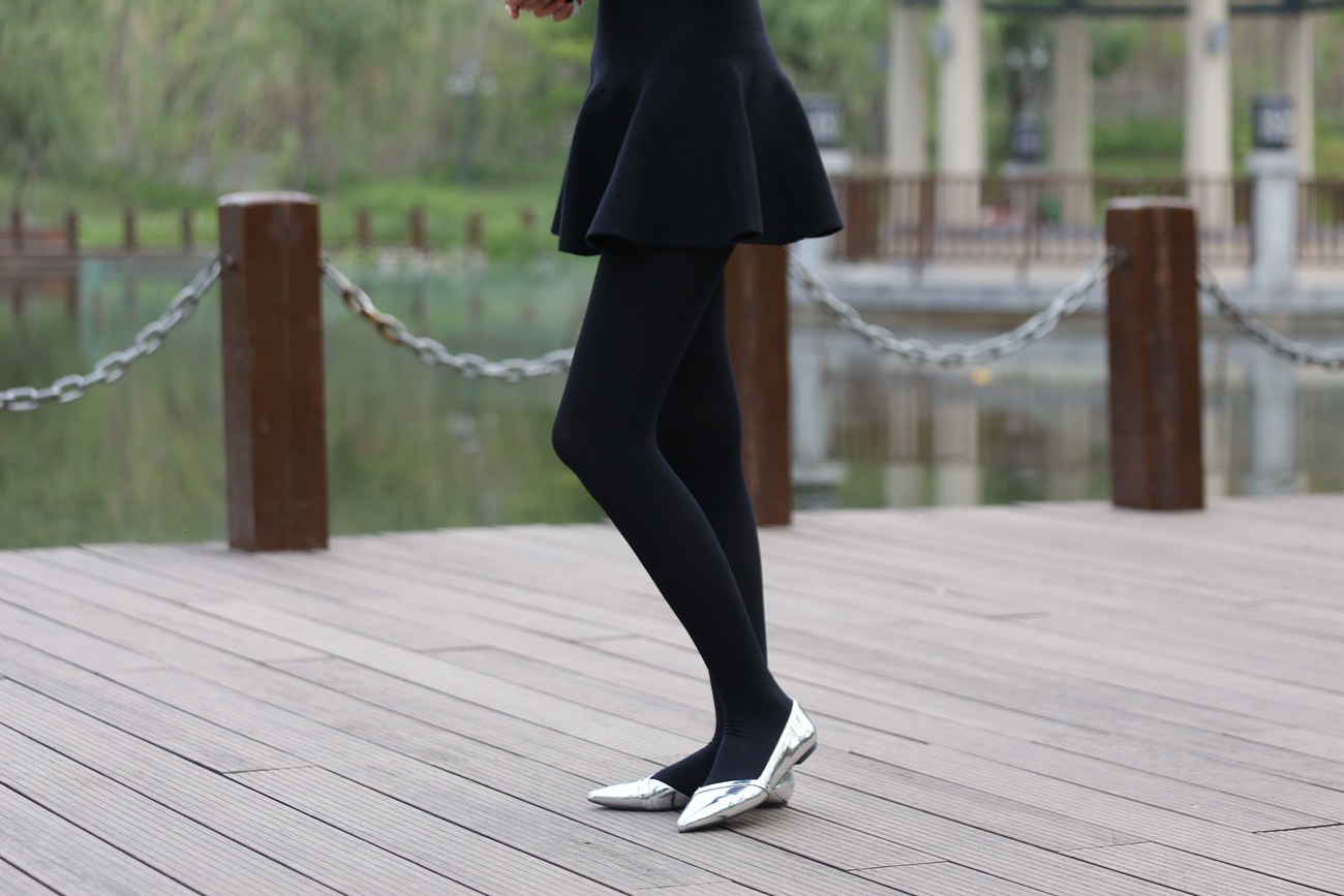 图片[85]-大西瓜爱牙膏-早期作品-Z3-5 空姐黑袜 (1)[131P] – 速更版-美库