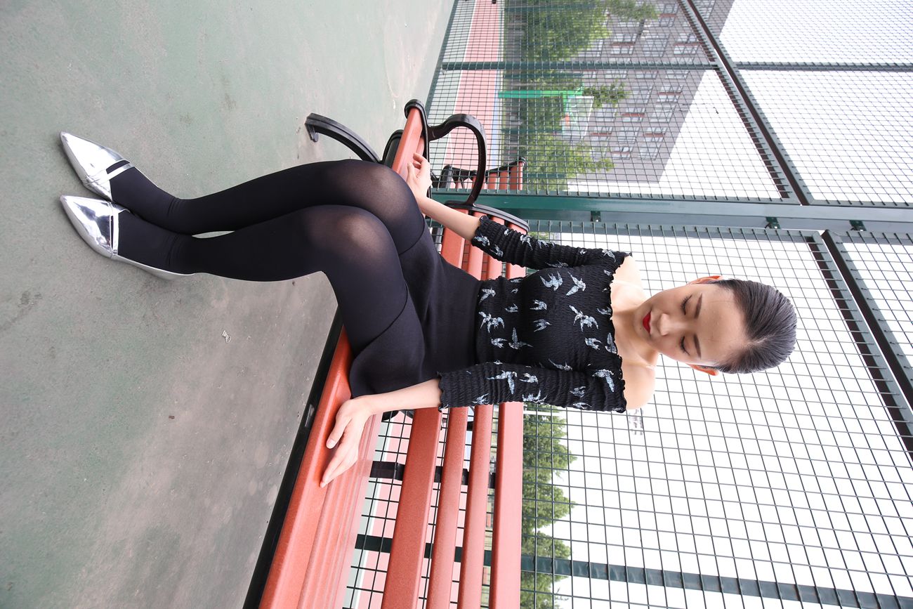 图片[35]-大西瓜爱牙膏-早期作品-Z3-5 空姐黑袜 (3)[135P] – 速更版-美库