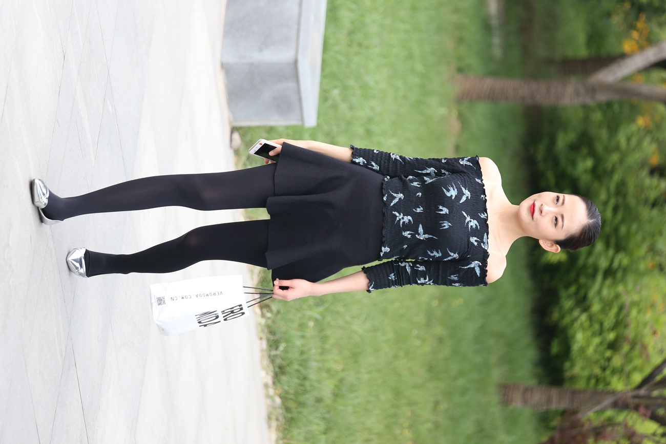 图片[126]-大西瓜爱牙膏-早期作品-Z3-5 空姐黑袜 (1)[131P] – 速更版-美库