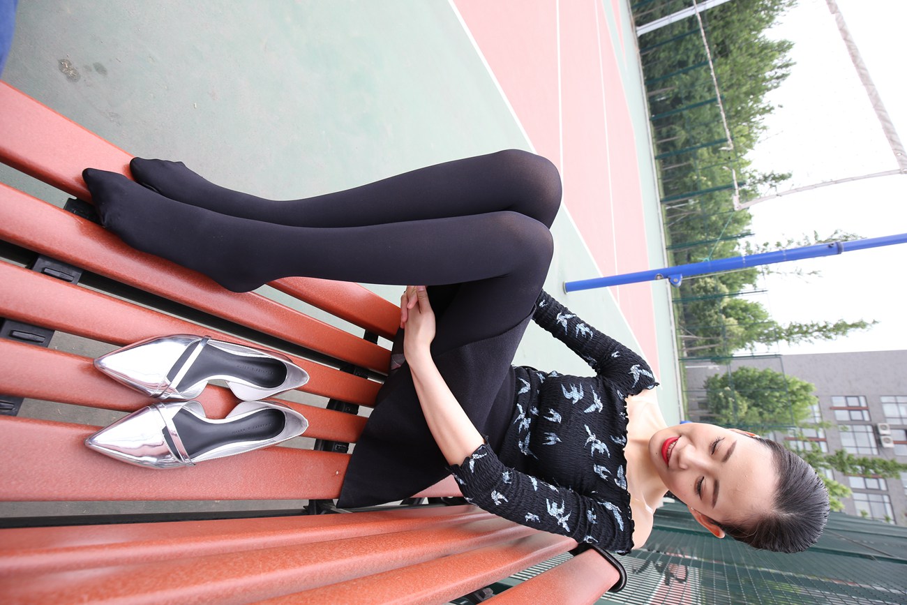 图片[81]-大西瓜爱牙膏-早期作品-Z3-5 空姐黑袜 (3)[135P] – 速更版-美库