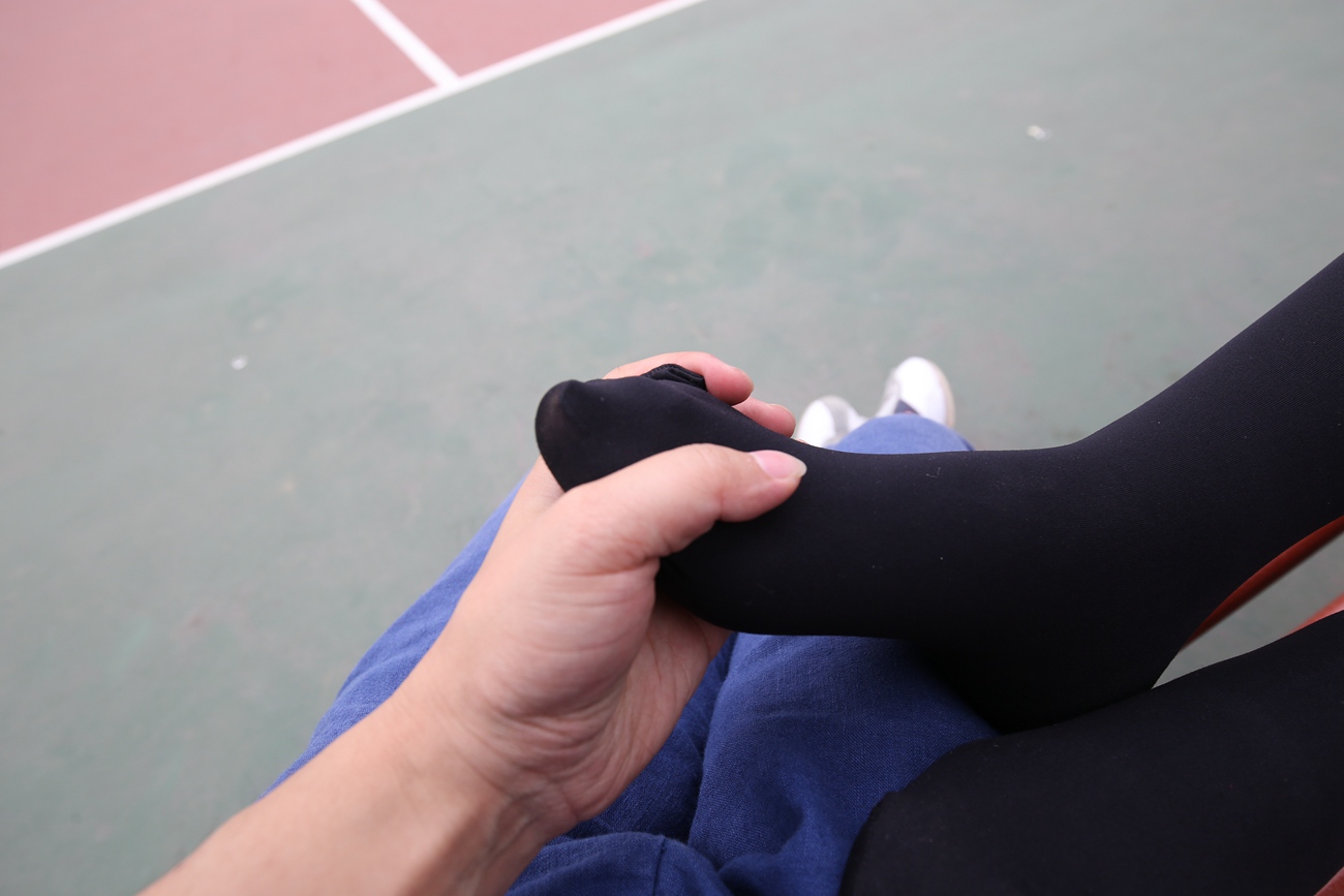 图片[111]-大西瓜爱牙膏-早期作品-Z3-5 空姐黑袜 (3)[135P] – 速更版-美库