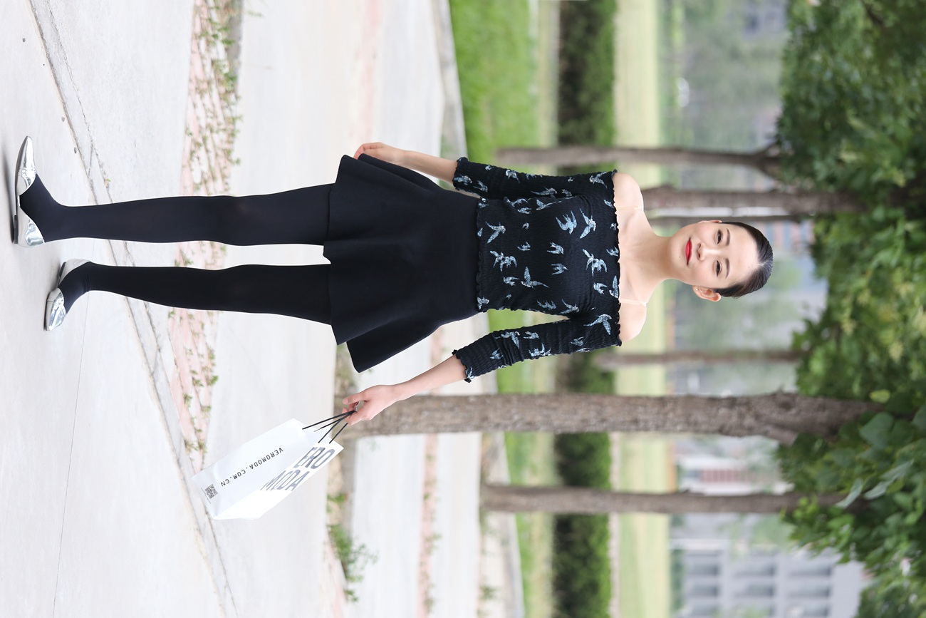 图片[263]-大西瓜爱牙膏-早期作品-Z3-5 空姐黑袜 (2)[267P] – 速更版-美库