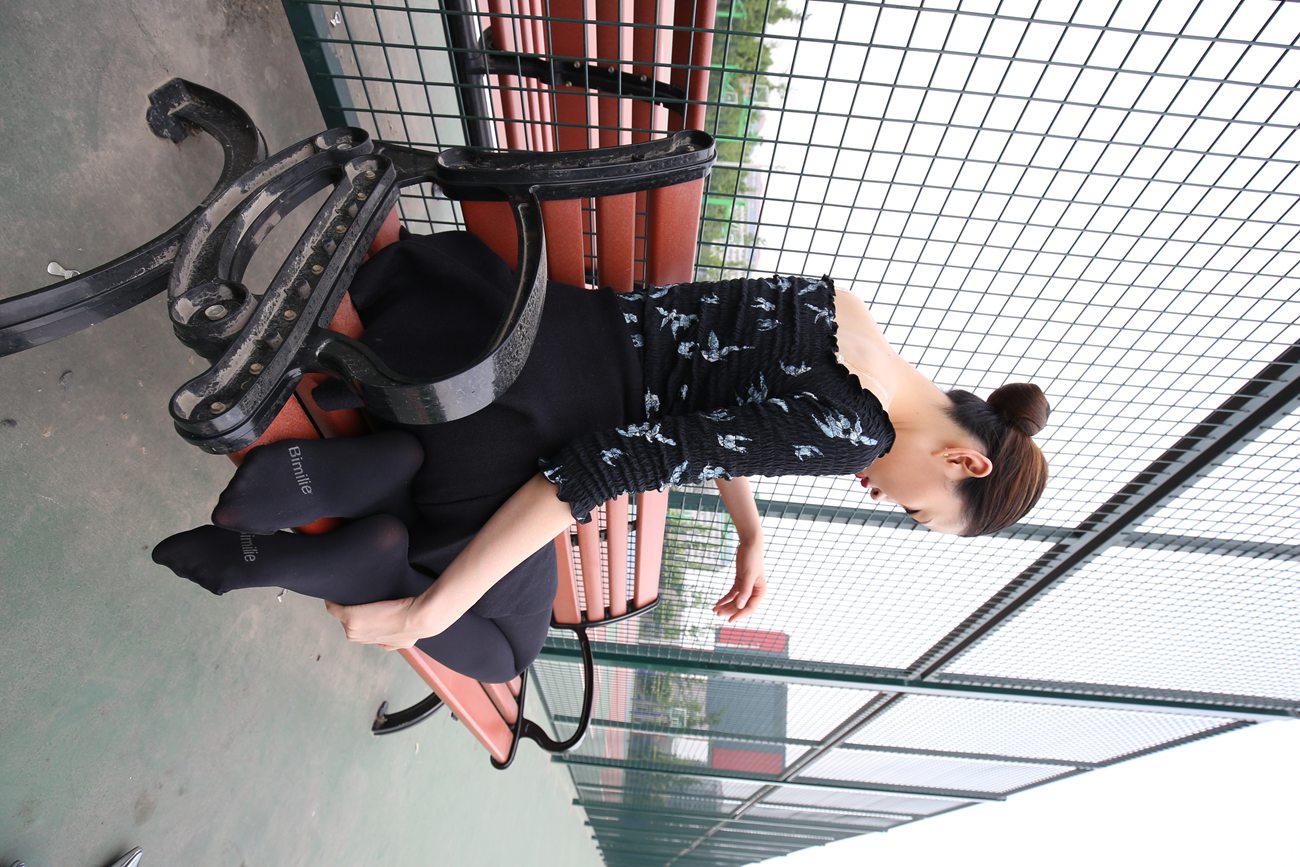 图片[60]-大西瓜爱牙膏-早期作品-Z3-5 空姐黑袜 (4)[99P] – 速更版-美库