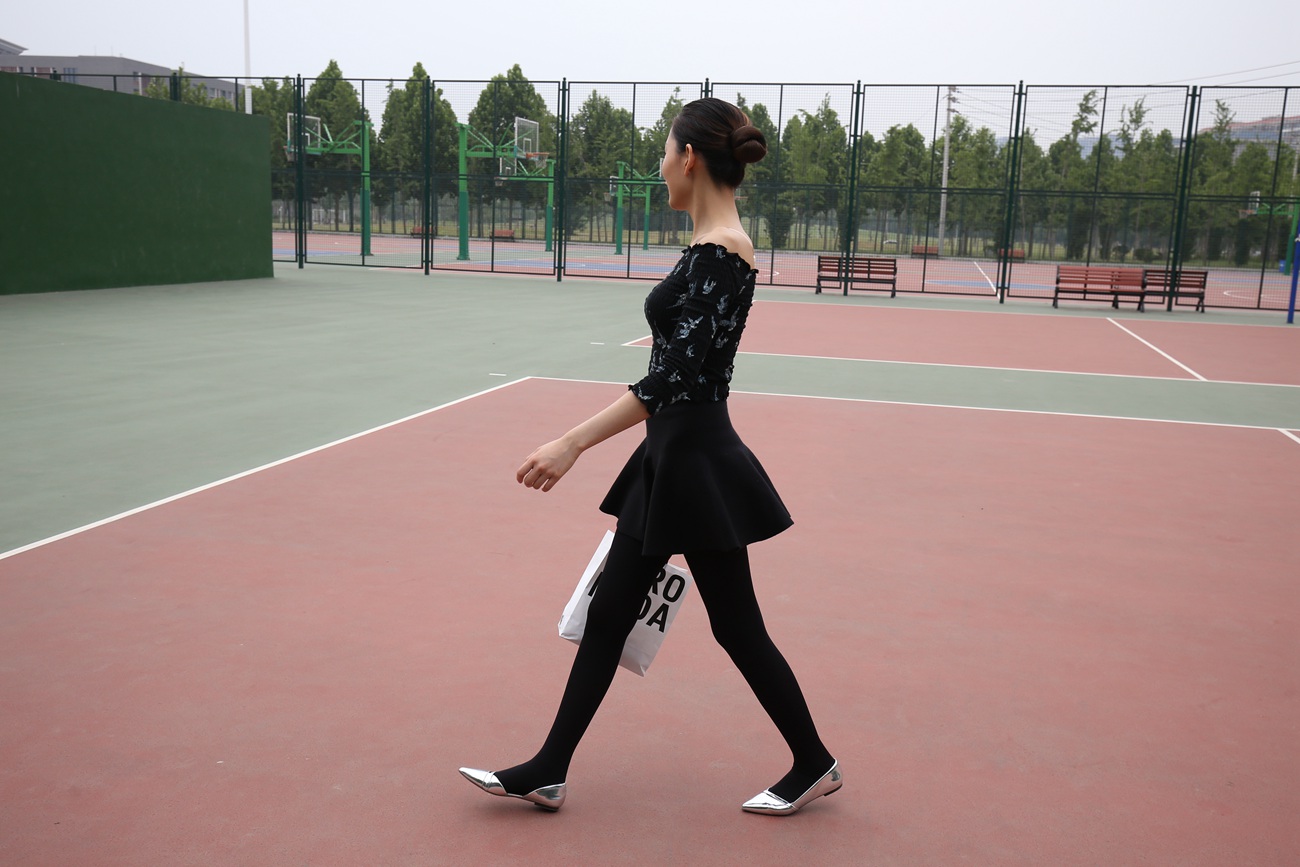 图片[55]-大西瓜爱牙膏-早期作品-Z3-5 空姐黑袜 (5)[106P] – 速更版-美库