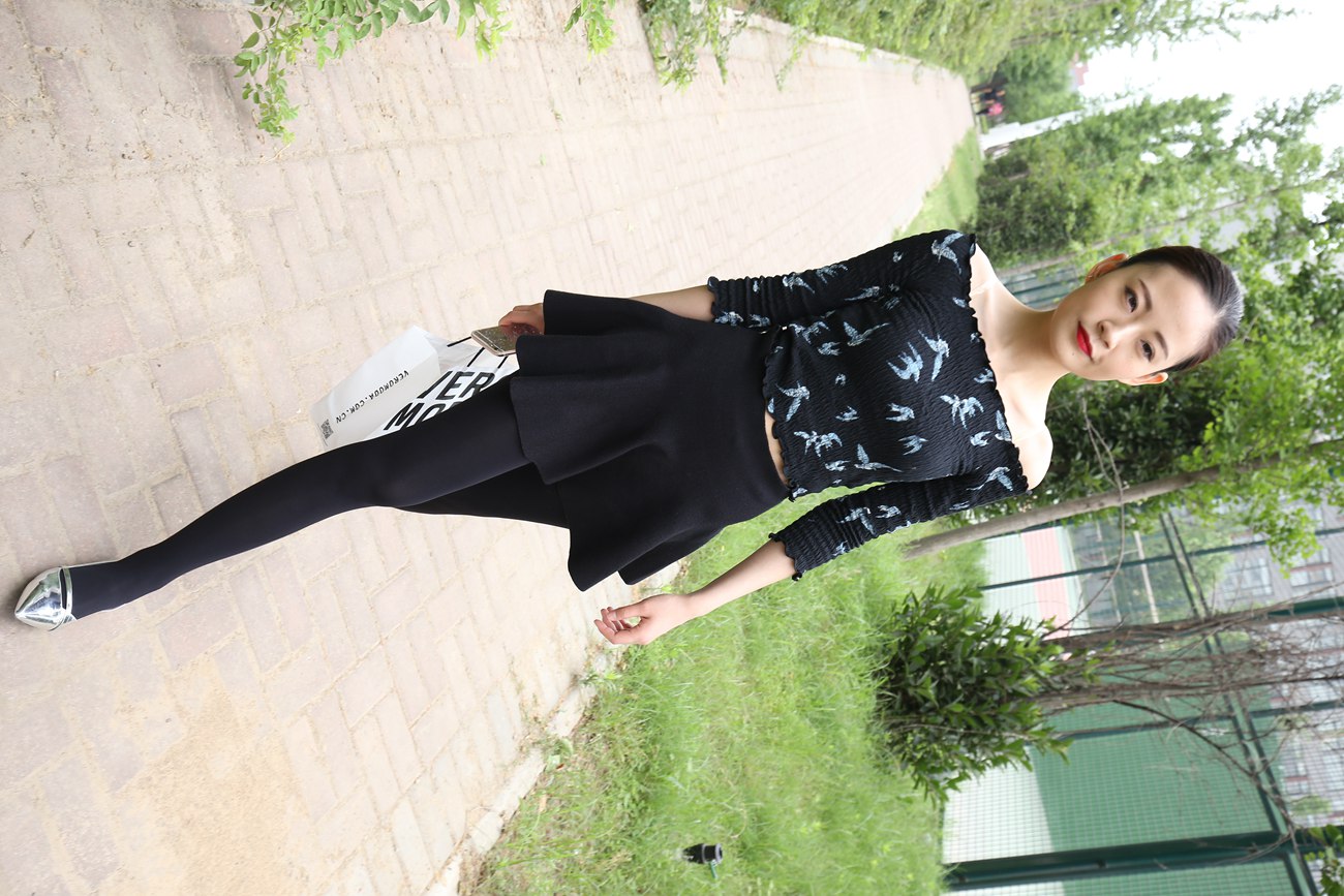 图片[60]-大西瓜爱牙膏-早期作品-Z3-5 空姐黑袜 (5)[106P] – 速更版-美库