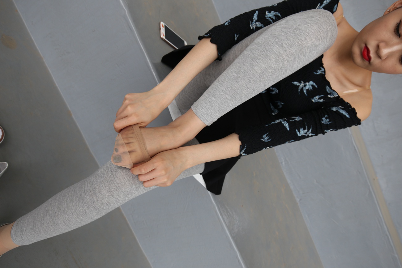 图片[12]-大西瓜爱牙膏-早期作品-Z3-6 空姐灰丝 (1)[67P] – 速更版-美库