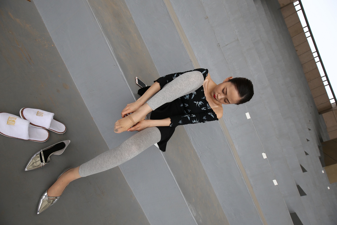 图片[14]-大西瓜爱牙膏-早期作品-Z3-6 空姐灰丝 (1)[67P] – 速更版-美库