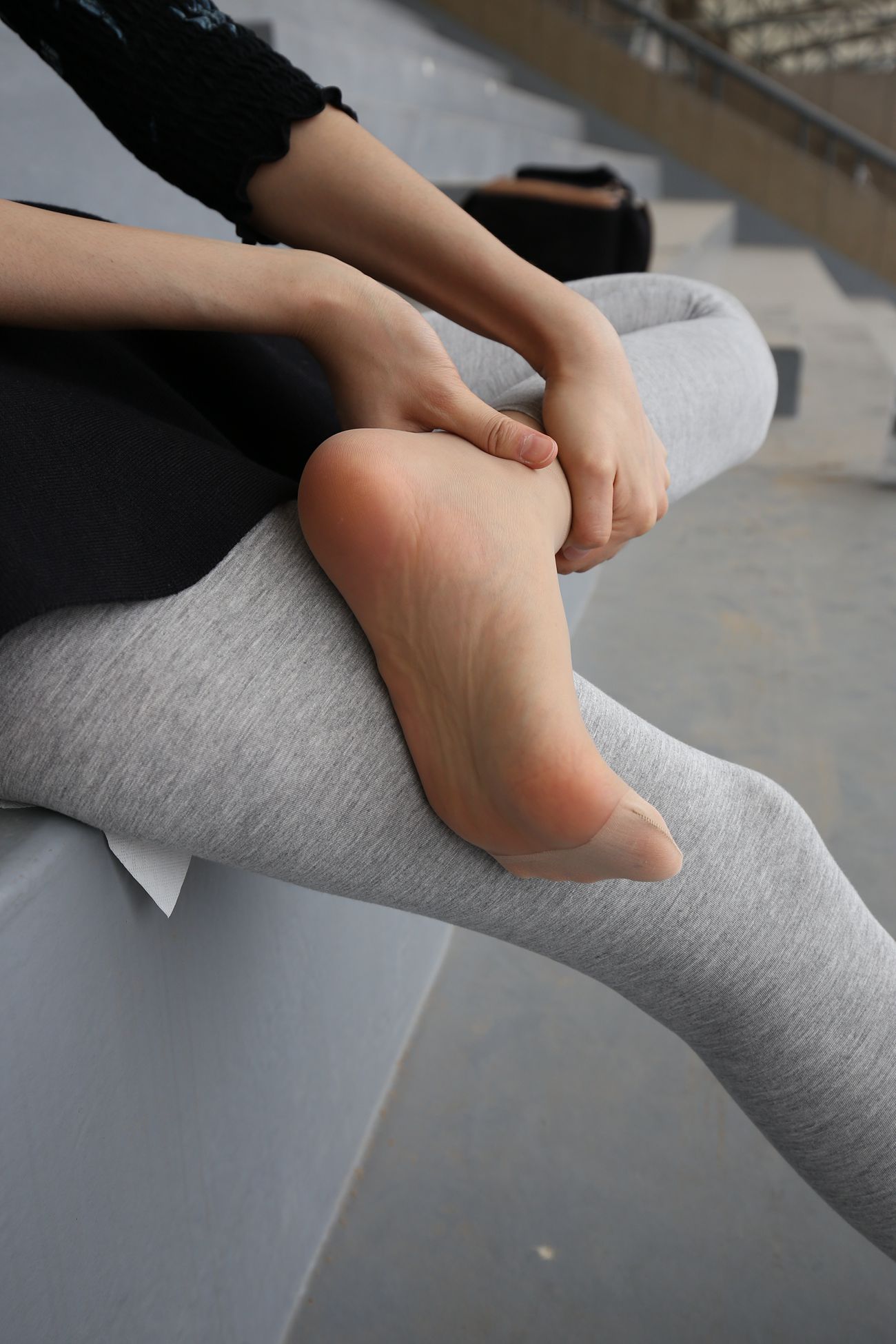 图片[10]-大西瓜爱牙膏-早期作品-Z3-6 空姐灰丝 (2)[103P] – 速更版-美库