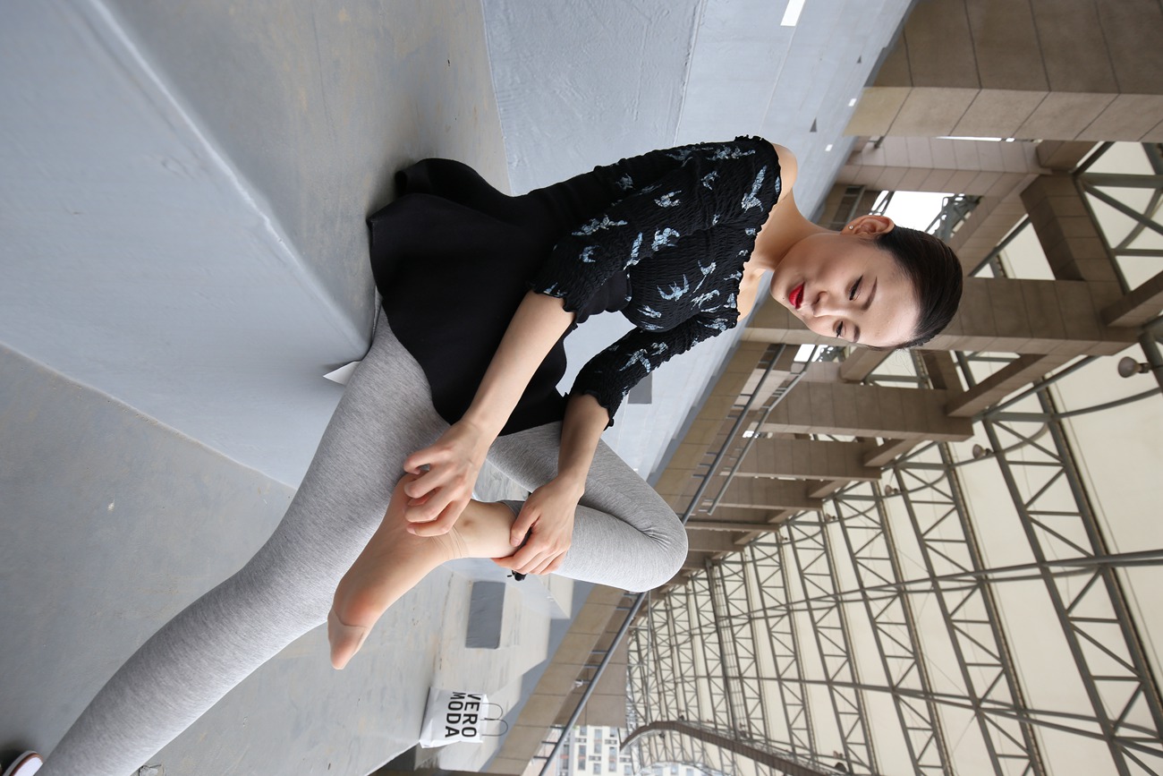 图片[13]-大西瓜爱牙膏-早期作品-Z3-6 空姐灰丝 (2)[103P] – 速更版-美库