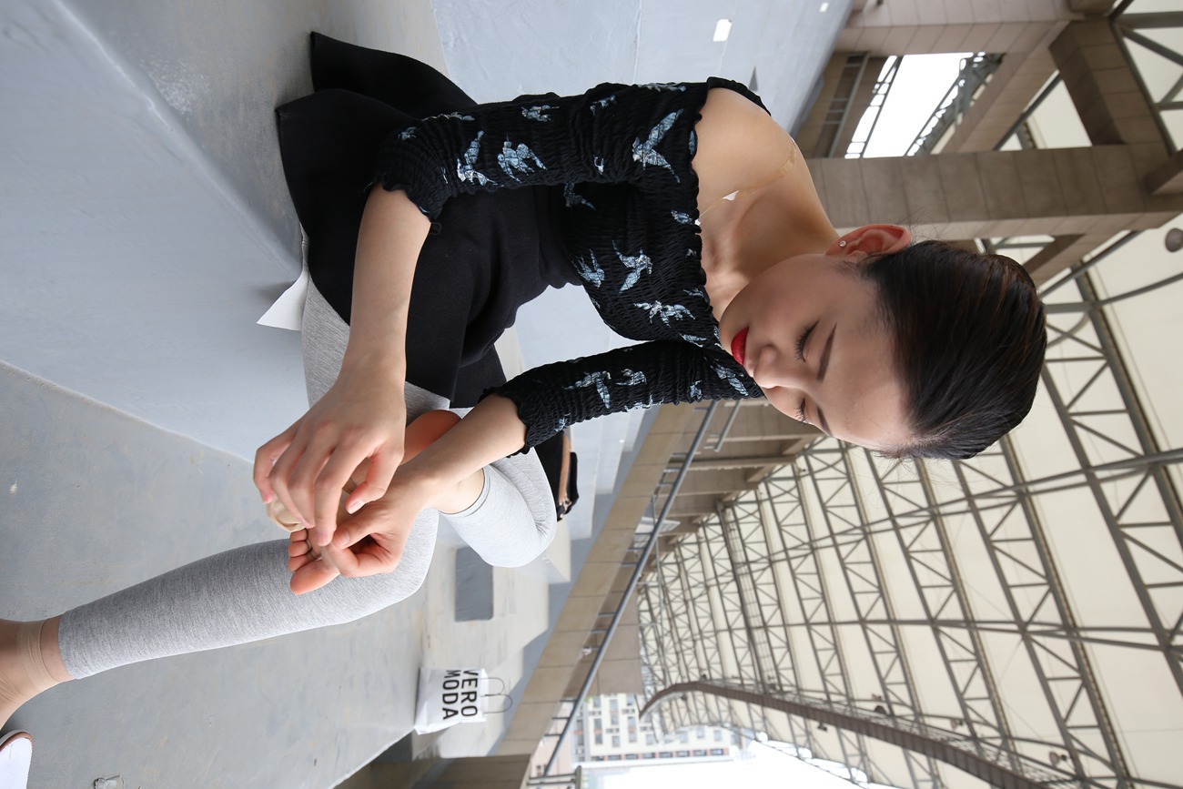 图片[22]-大西瓜爱牙膏-早期作品-Z3-6 空姐灰丝 (2)[103P] – 速更版-美库