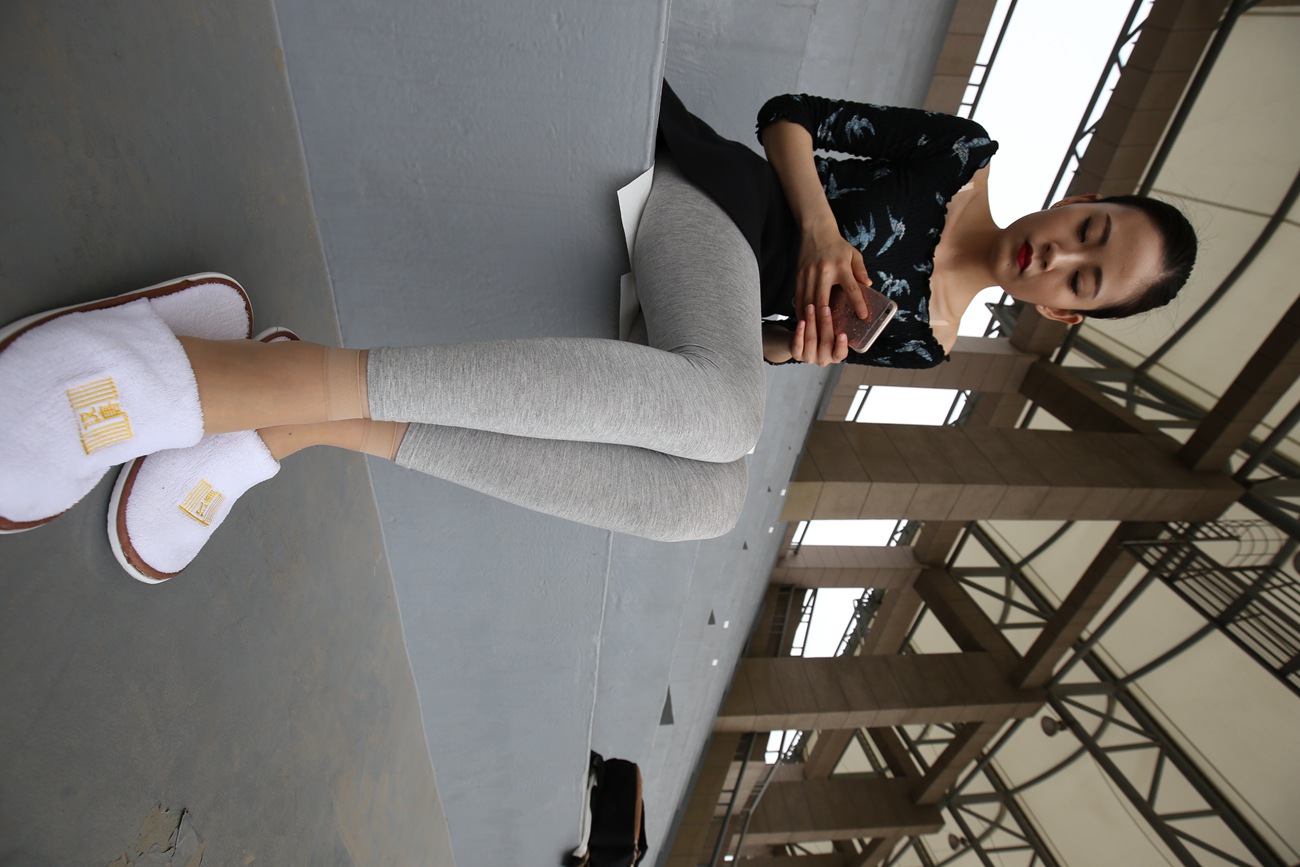 图片[37]-大西瓜爱牙膏-早期作品-Z3-6 空姐灰丝 (1)[67P] – 速更版-美库