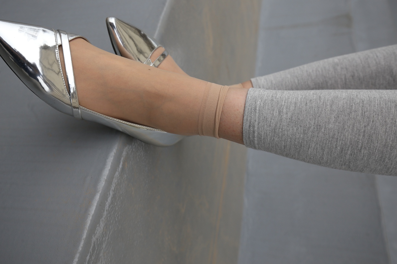 图片[21]-大西瓜爱牙膏-早期作品-Z3-6 空姐灰丝 (3)[59P] – 速更版-美库