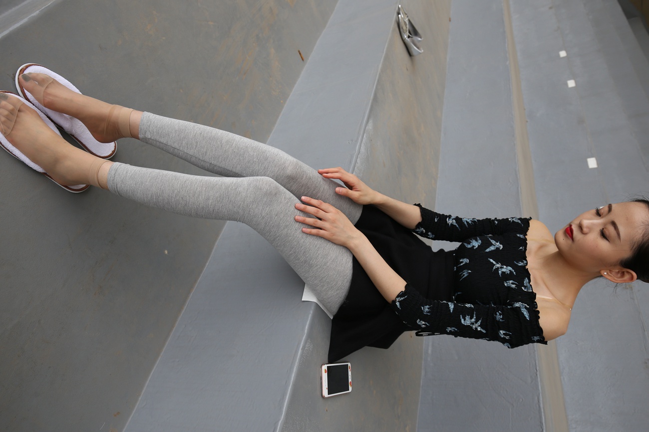 图片[32]-大西瓜爱牙膏-早期作品-Z3-6 空姐灰丝 (2)[103P] – 速更版-美库