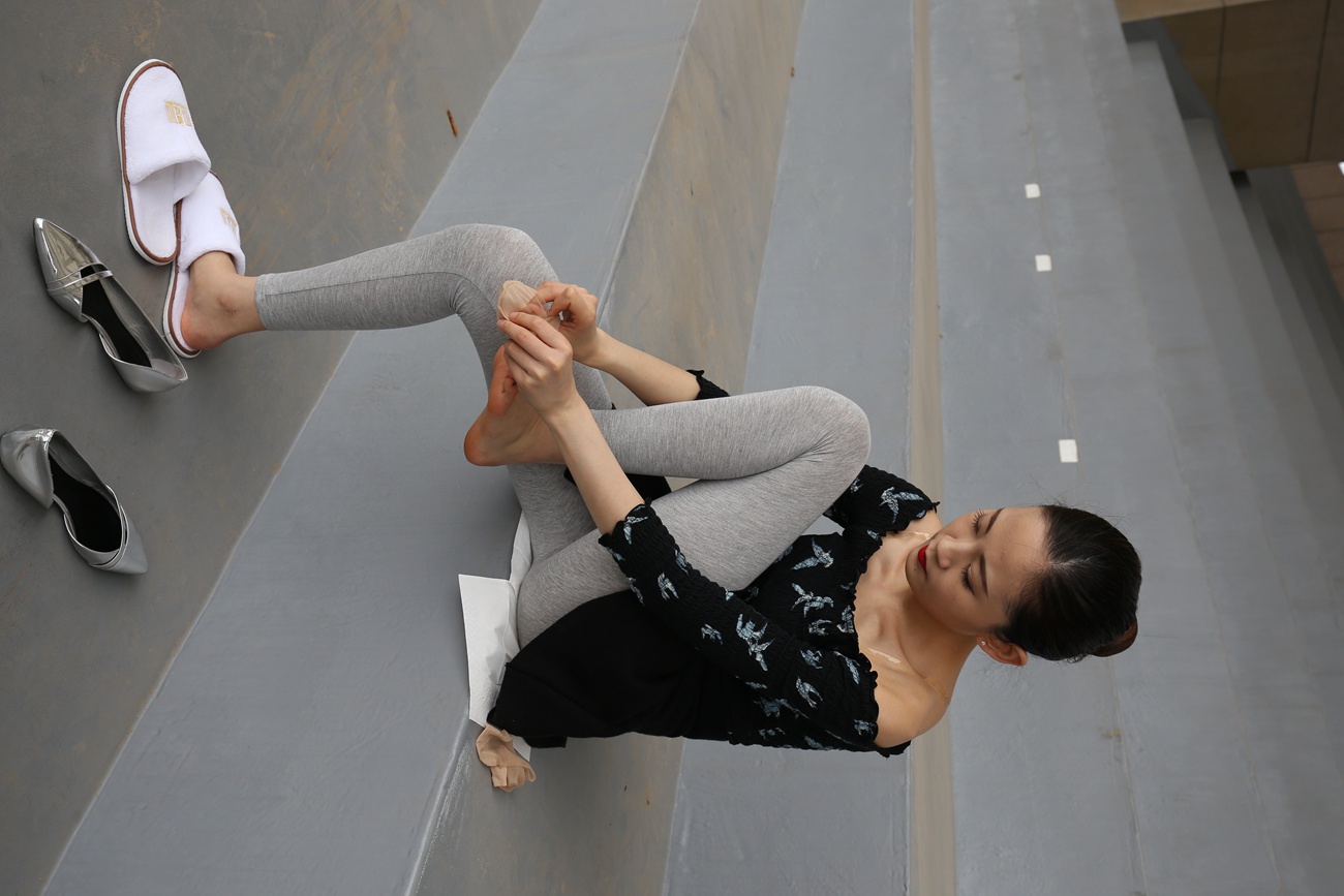 图片[63]-大西瓜爱牙膏-早期作品-Z3-6 空姐灰丝 (1)[67P] – 速更版-美库