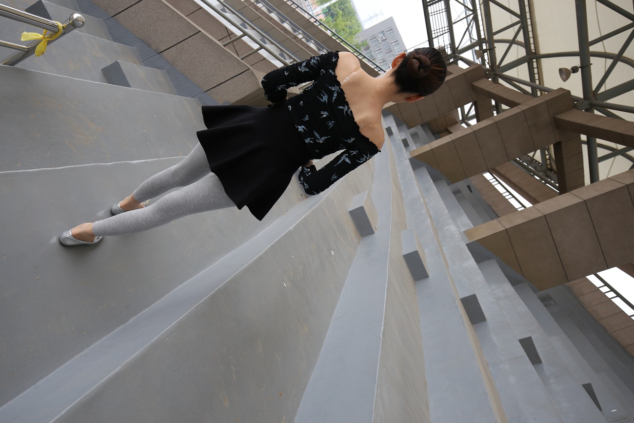 图片[55]-大西瓜爱牙膏-早期作品-Z3-6 空姐灰丝 (2)[103P] – 速更版-美库