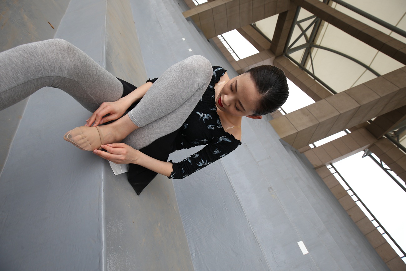 图片[47]-大西瓜爱牙膏-早期作品-Z3-6 空姐灰丝 (3)[59P] – 速更版-美库