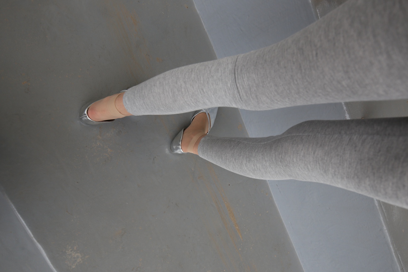 图片[56]-大西瓜爱牙膏-早期作品-Z3-6 空姐灰丝 (3)[59P] – 速更版-美库