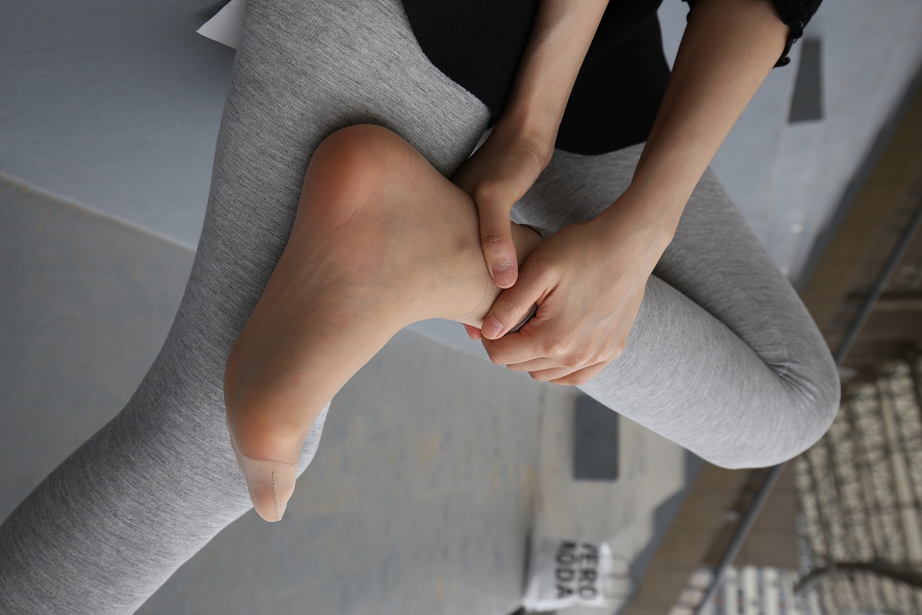 图片[104]-大西瓜爱牙膏-早期作品-Z3-6 空姐灰丝 (2)[103P] – 速更版-美库