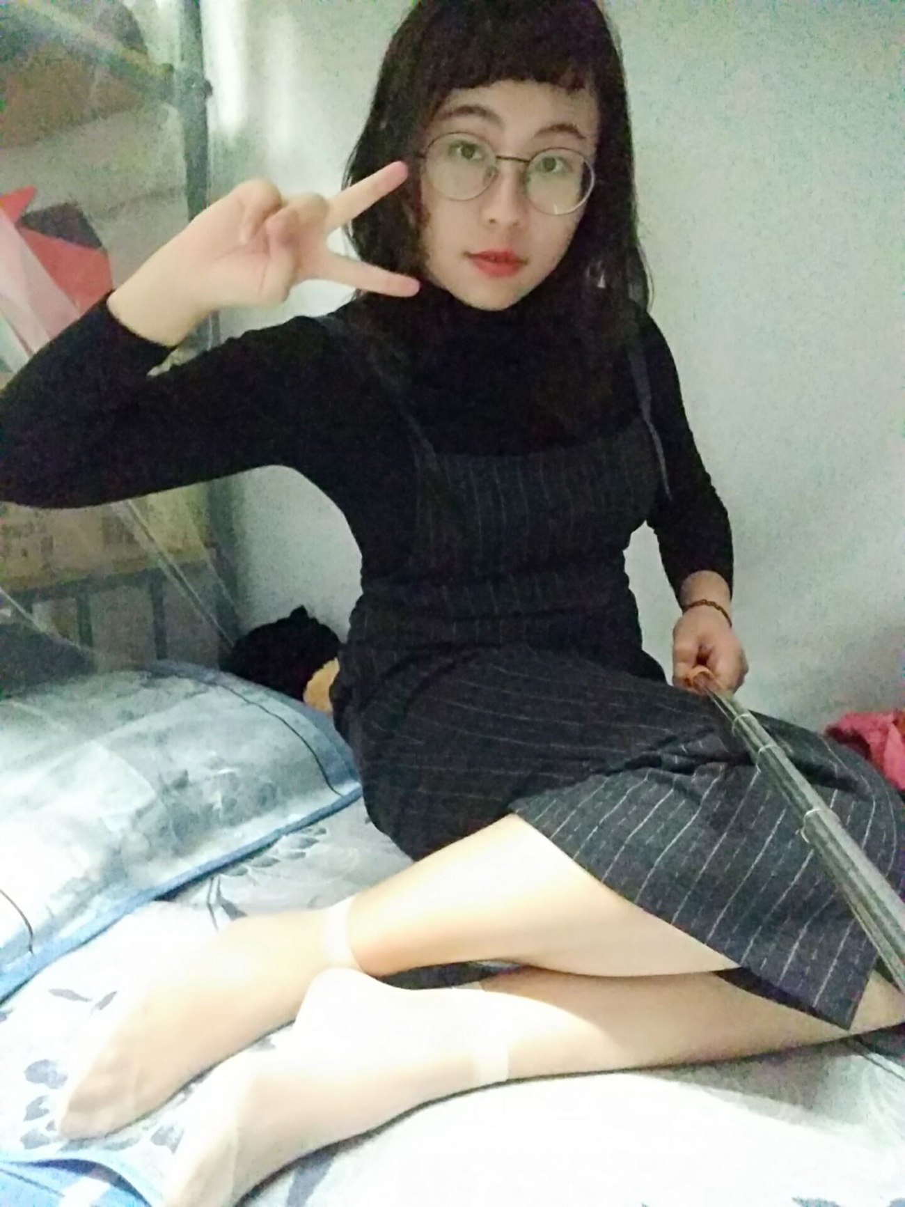 图片[20]-学妹校园寝室短丝系列004期 沈惠玲[63P] – 速更版-美库