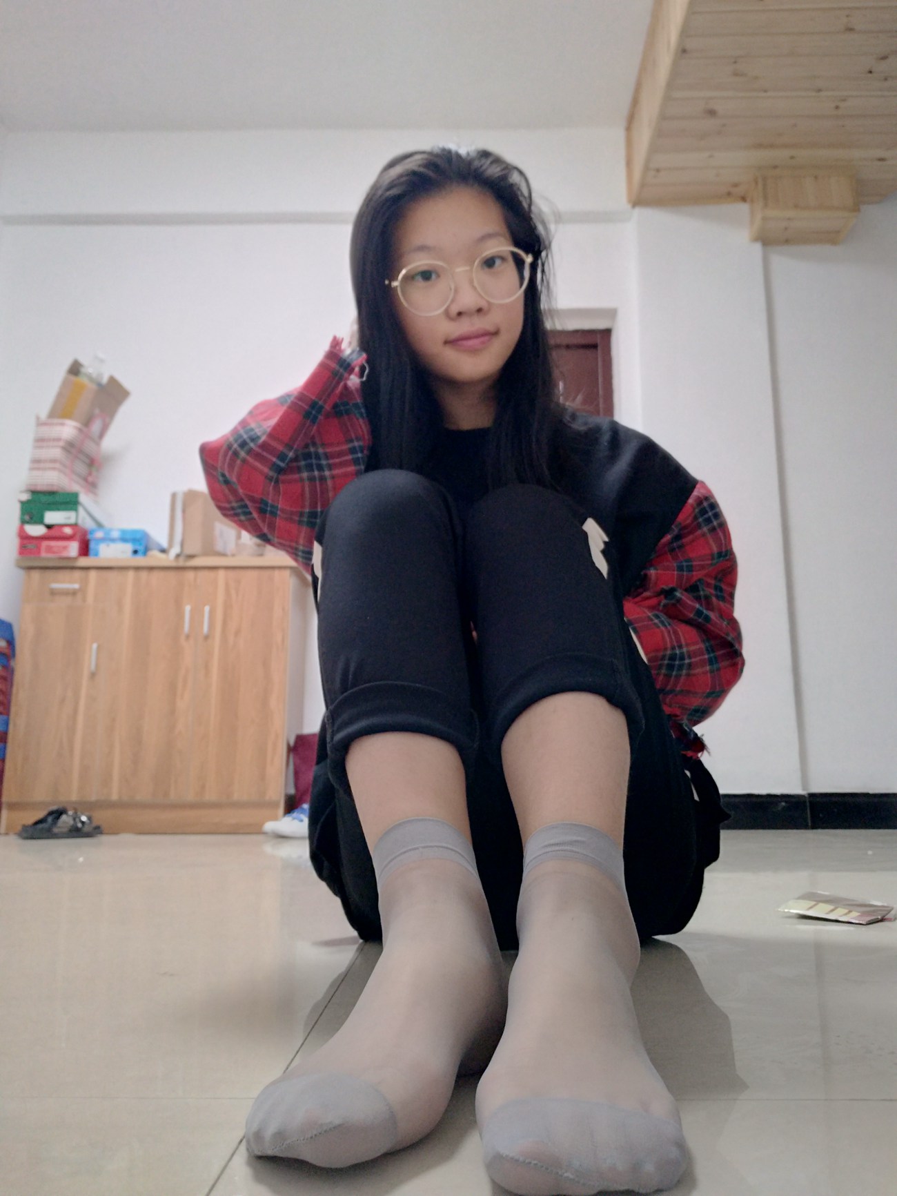 图片[12]-学妹校园寝室短丝系列006期 洪婷婷[83P] – 速更版-美库