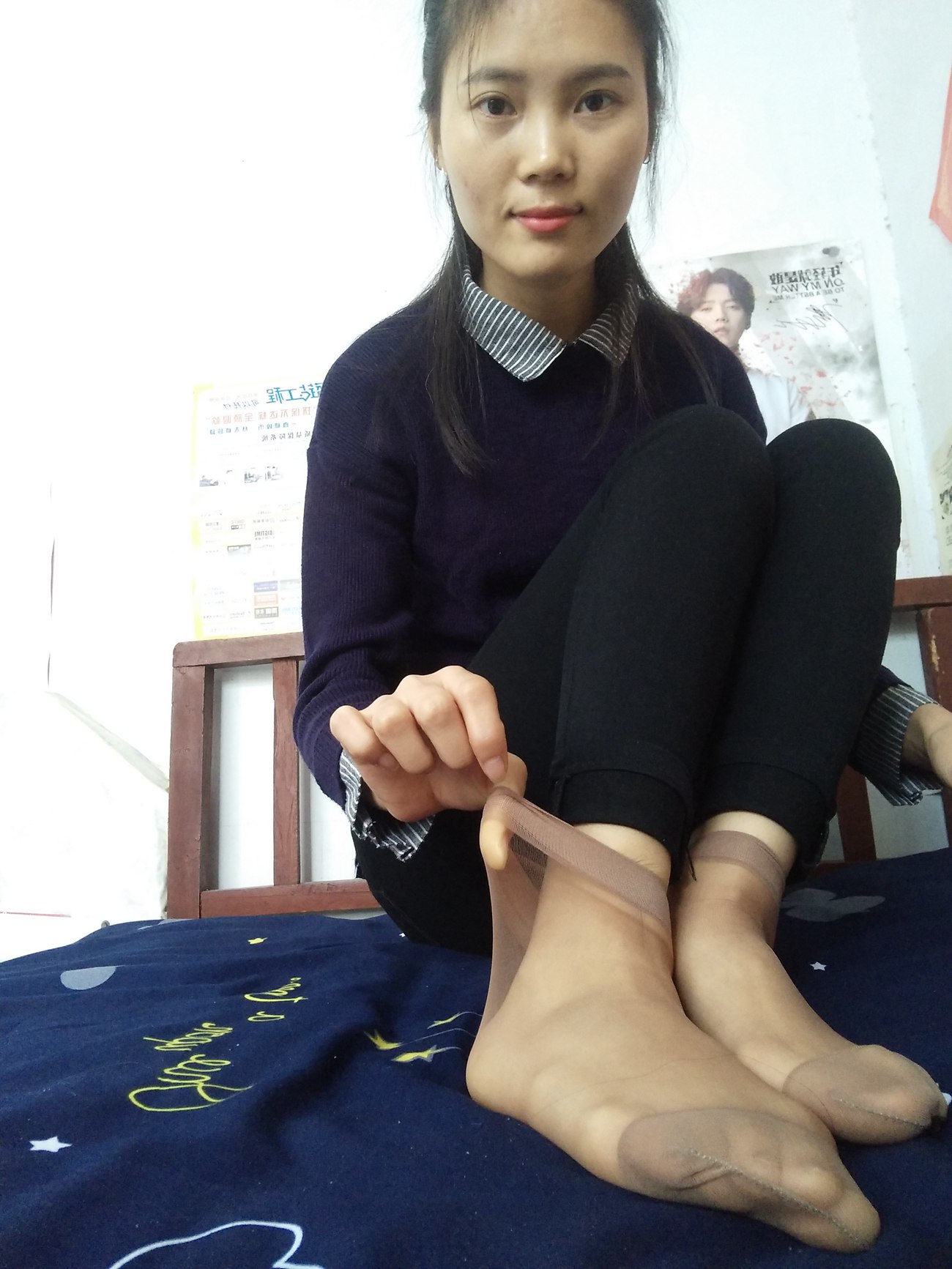 图片[21]-学妹校园寝室短丝系列005期 徐璐[52P] – 速更版-美库