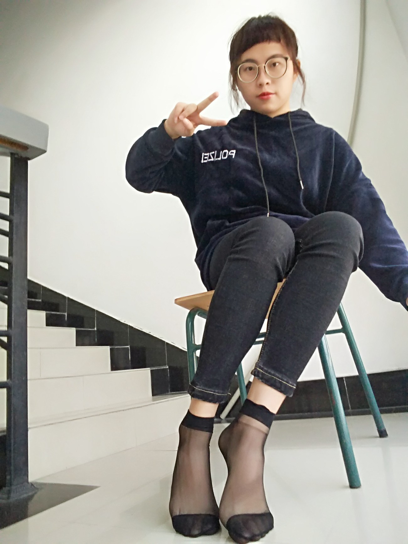 图片[32]-学妹校园寝室短丝系列004期 沈惠玲[63P] – 速更版-美库