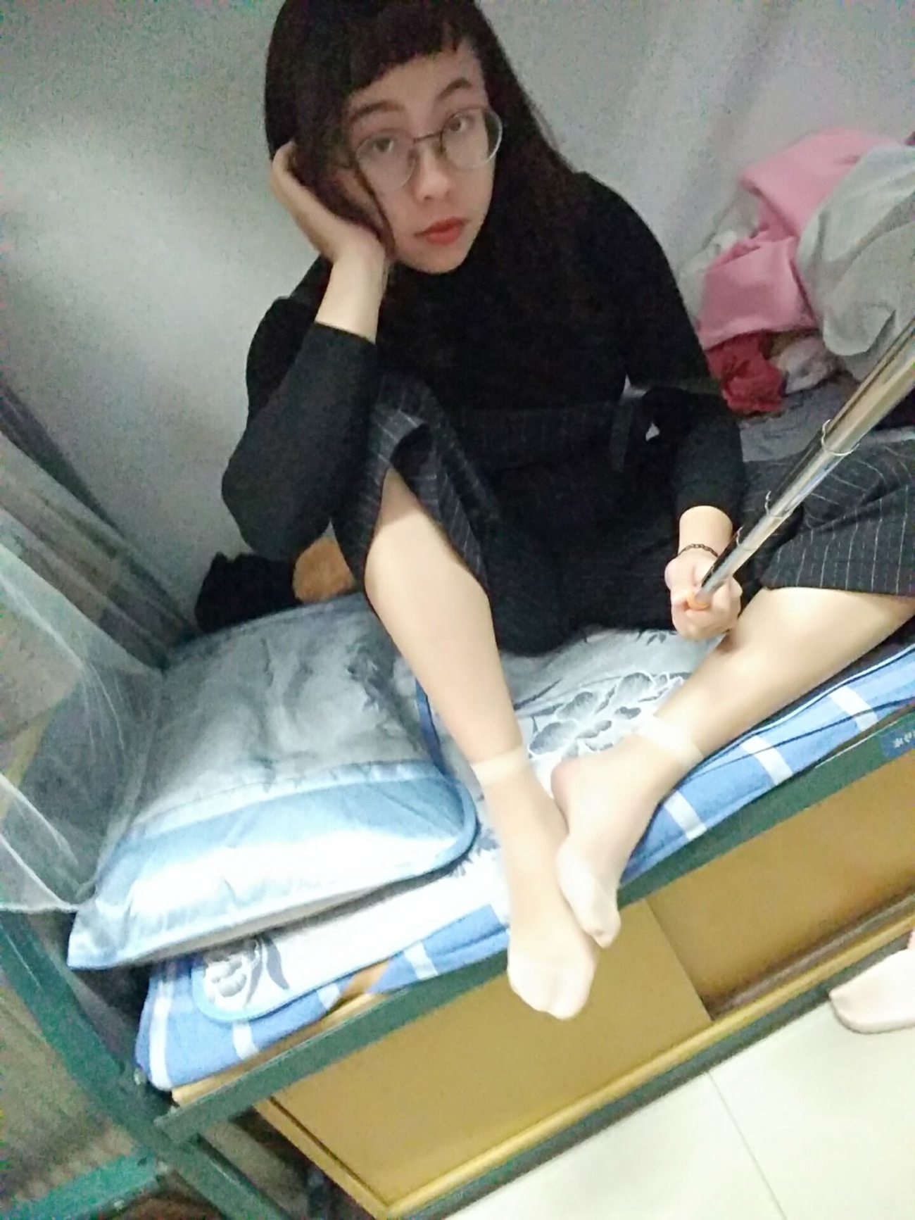 图片[37]-学妹校园寝室短丝系列004期 沈惠玲[63P] – 速更版-美库